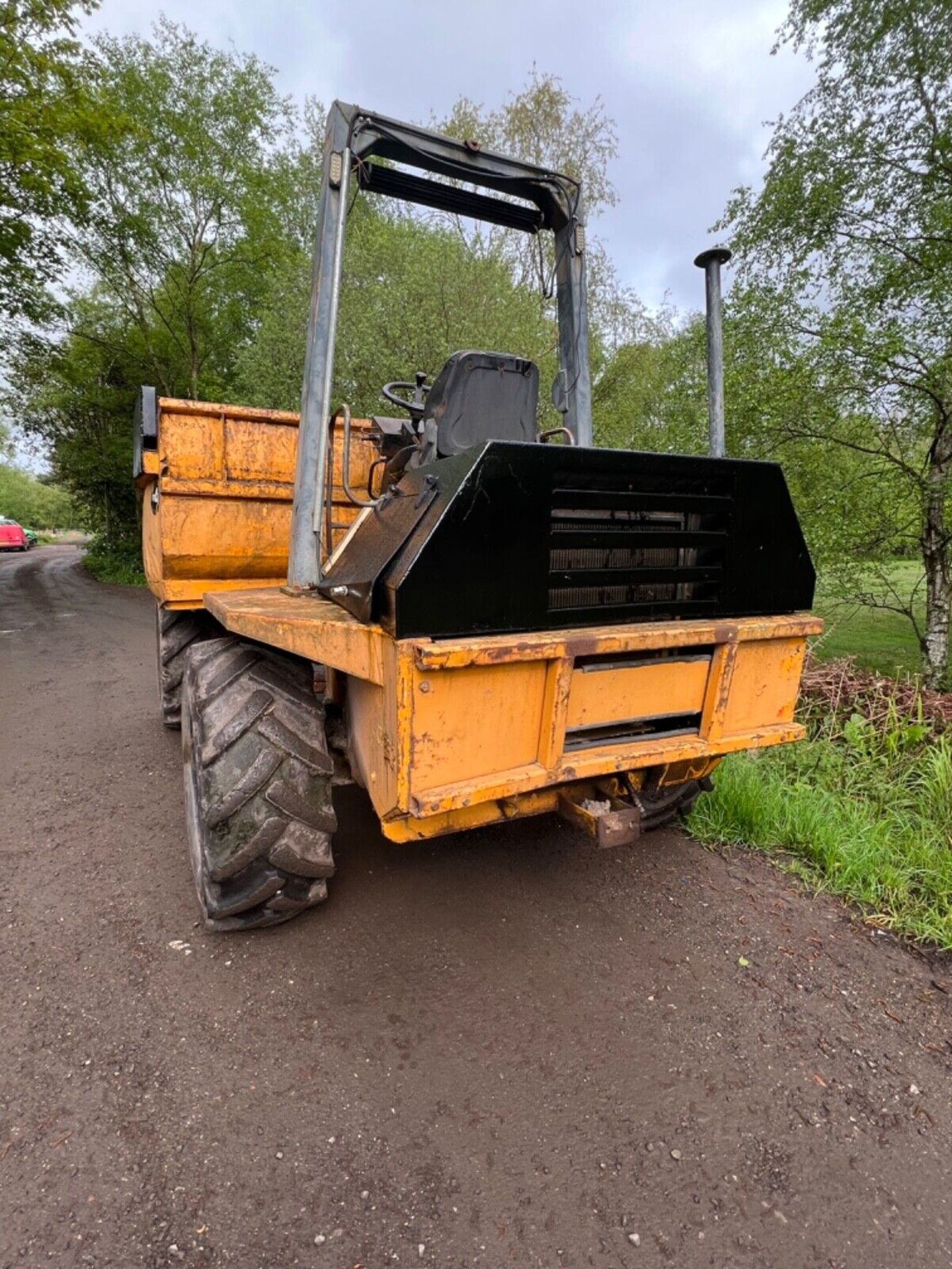 TEREX BENFORD 4 WHEEL DRIVE STRAIGHT TIP DUMPER - GOOD TYRES 6 TON - Image 10 of 12