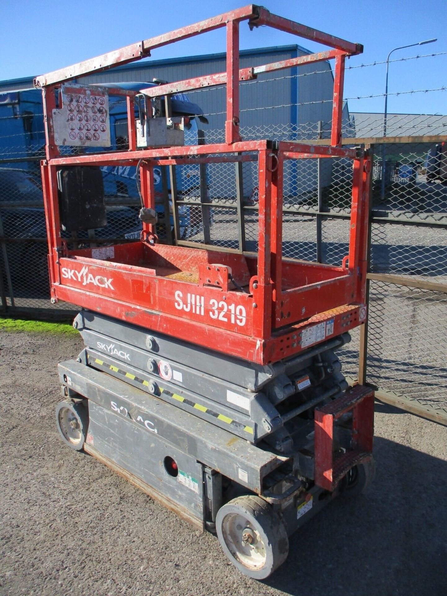 2014 SKYJACK SJ3219 SCISSOR LIFT ACCESS PLATFORM CHERRY PICKER GENIE 1932 DELIVE - Image 5 of 12