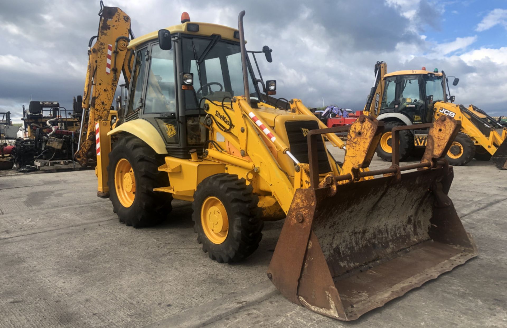 JCB 3 CX P8 SITEMASTER BACKHOE LOADER - Image 7 of 10