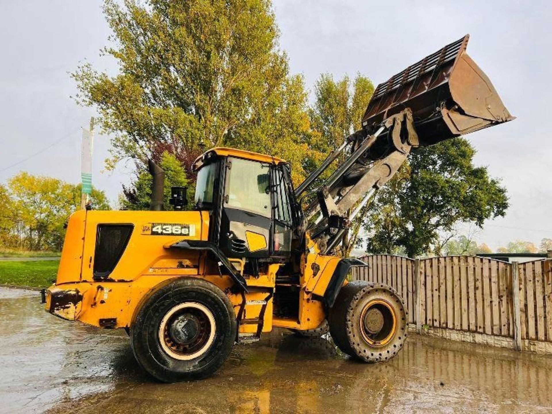 JCB 436E 4WD LOADING SHOVEL * YEAR 2010 * C/W TIP TOE BUCKET - Image 12 of 17