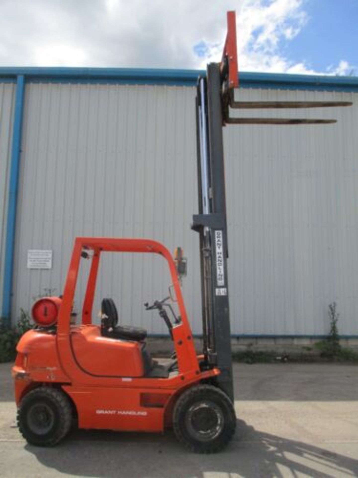 SAMUK SF25 FORK LIFT FORKLIFT TRUCK STACKER 2.5 TON SIDESHIFT DELIVERY - Image 8 of 11