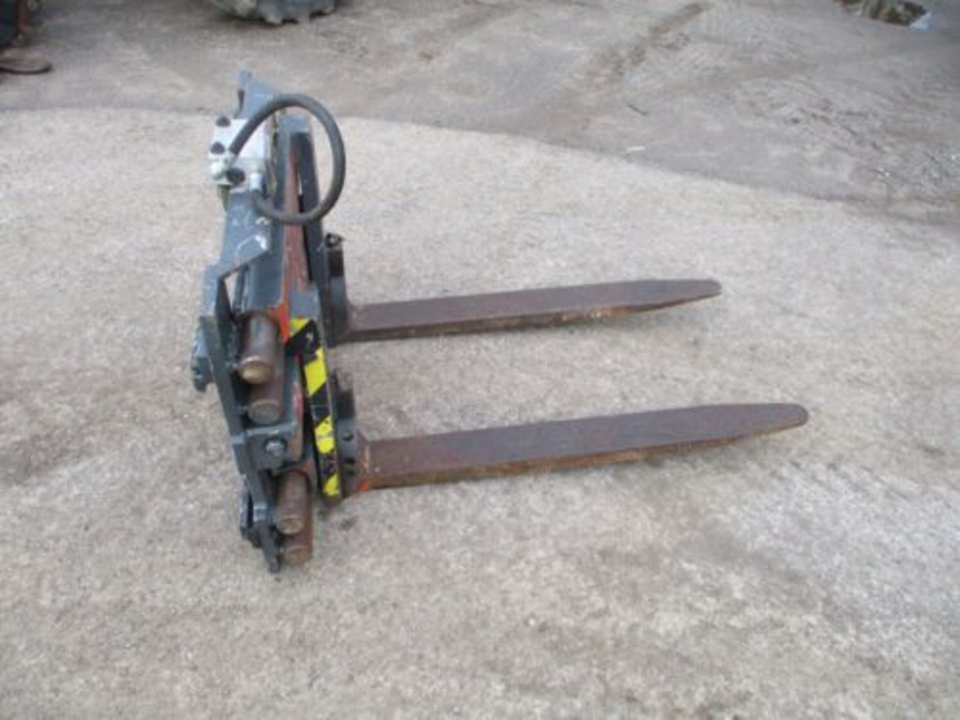 CLASS 2 / 3 FORK POSITIONER TINES FORKS FORKLIFT FORK LIFT POSITIONERS DELIVERY - Image 3 of 8