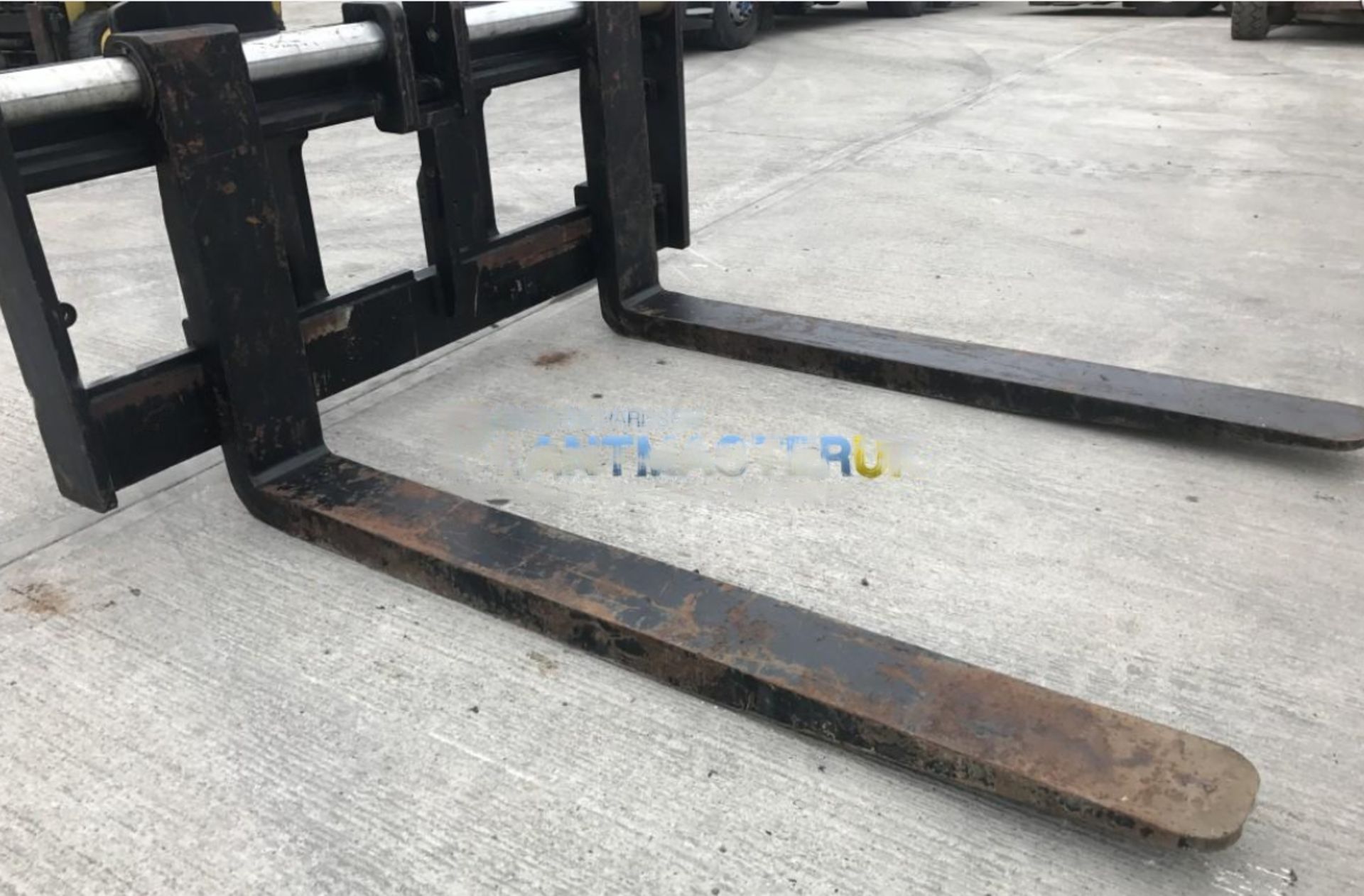 FORKS AND CARRAIGE TO SUIT 25 TON FORKLIFT UNUSED