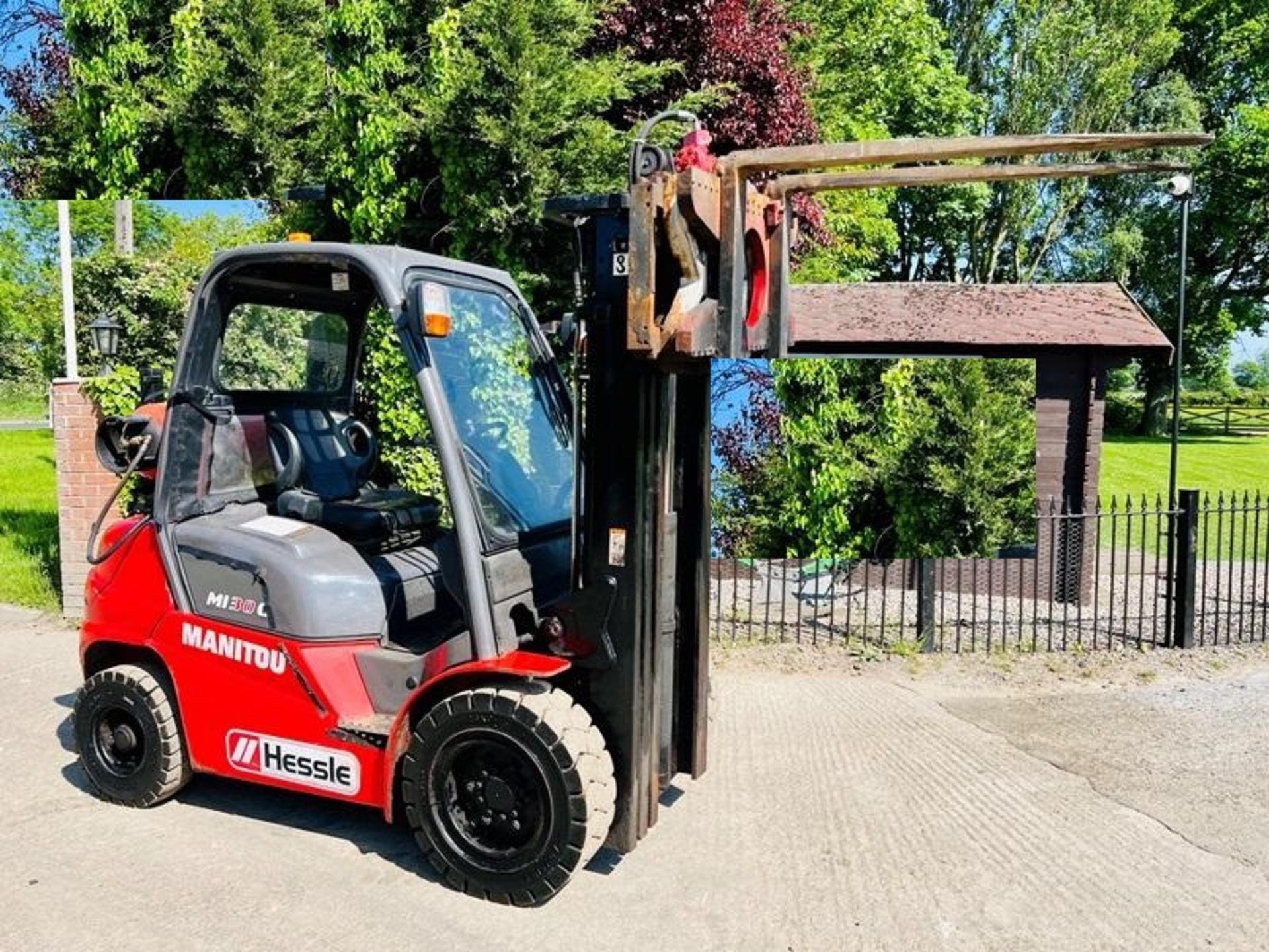 MANITOU MI30G FORKLIFT *YEAR 2013, CONTAINER SPEC, 1572 HOURS* C/W TURN TABLE - Image 3 of 18