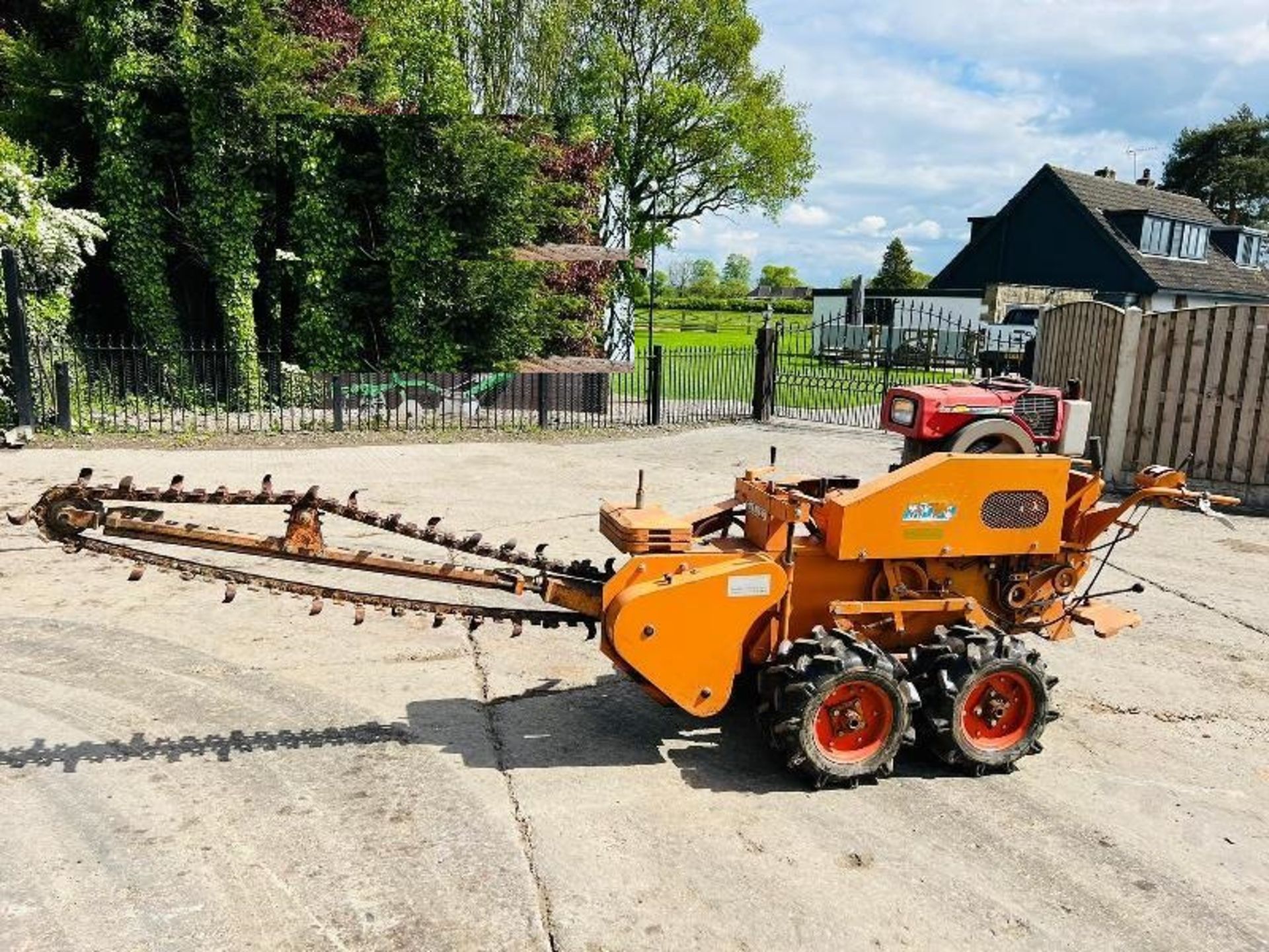 KAWABE TFC250WL DIESEL PEDESTRIAN WALK BEHIND TRENCHER - Image 3 of 14