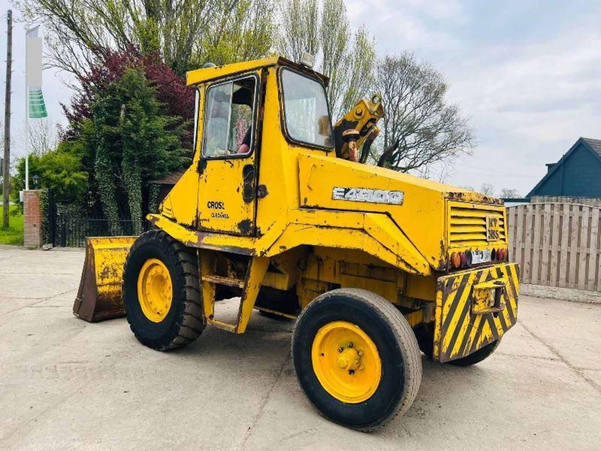 MUIR HILL F4000 LOADING SHOVEL C/W BUCKET - Image 5 of 14