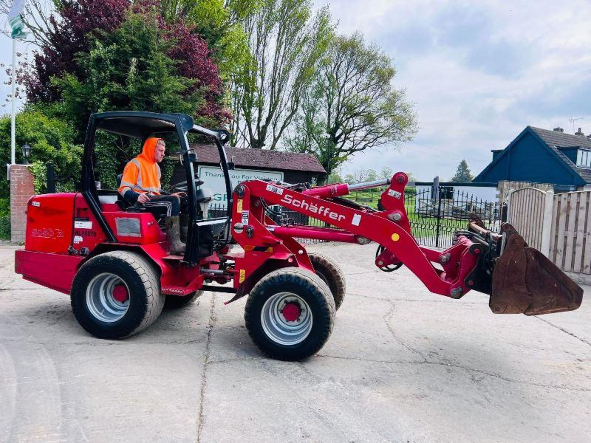 SCHAFFER 5050-Z 4WD LOADING SHOVEL C/W THREE IN ONE BUCKET