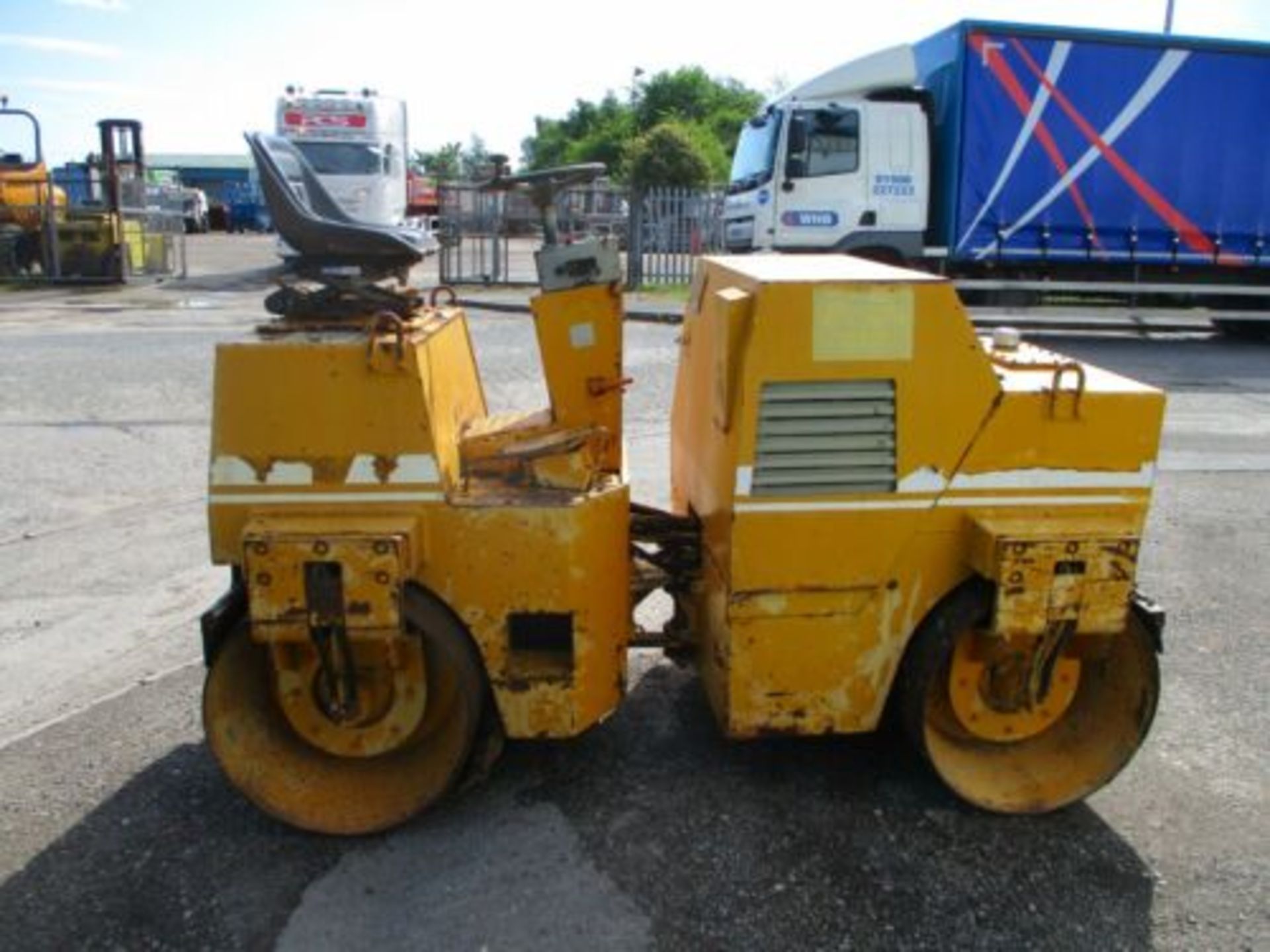 BENFORD TEREX TV 1200 800 BOMAG BW 120 100 80 VIBRATING ROLLER RIDE ON DELIVERY - Image 3 of 6