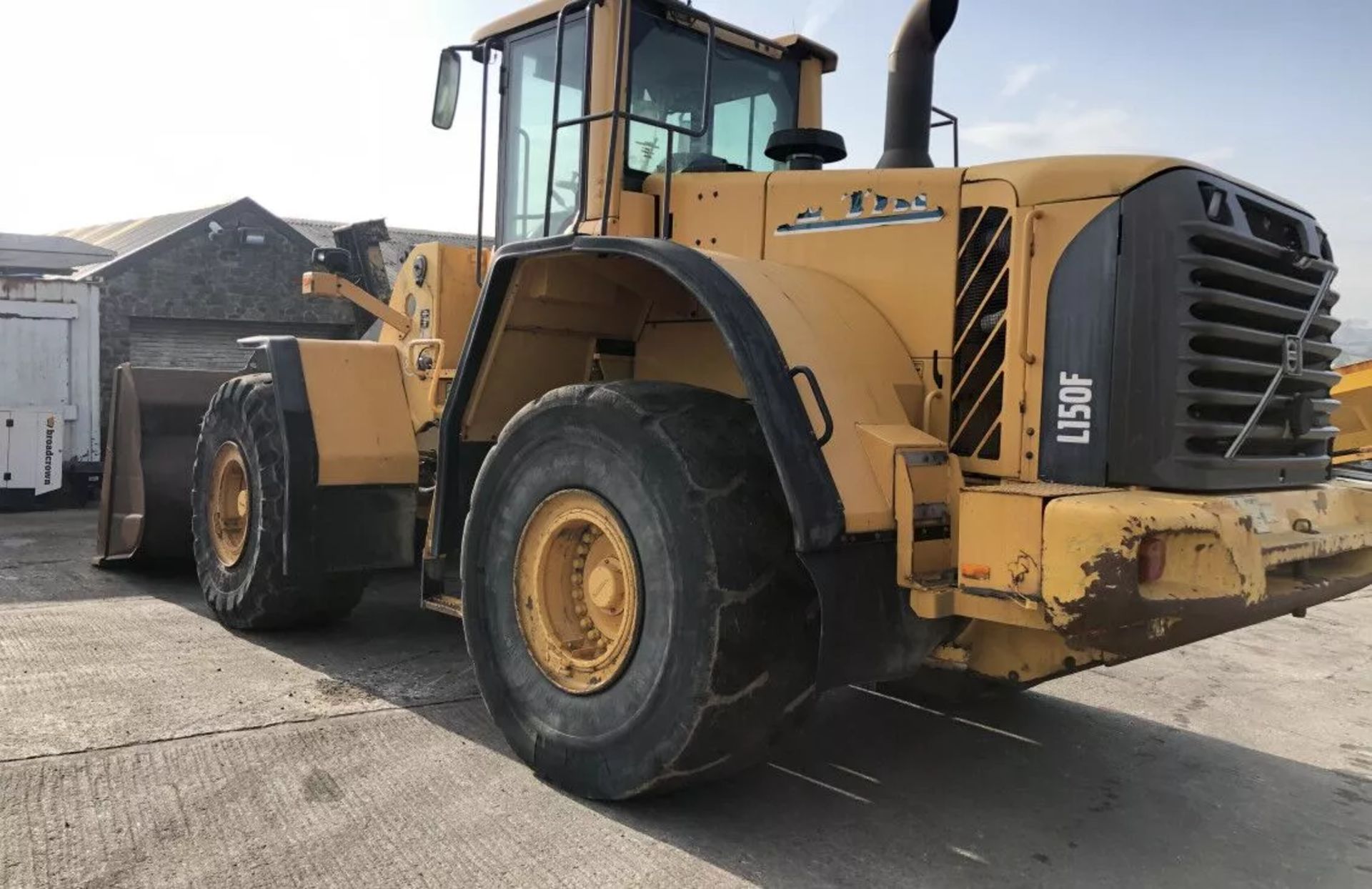 VOLVO L150 F WHEELED LOADER - Image 2 of 10