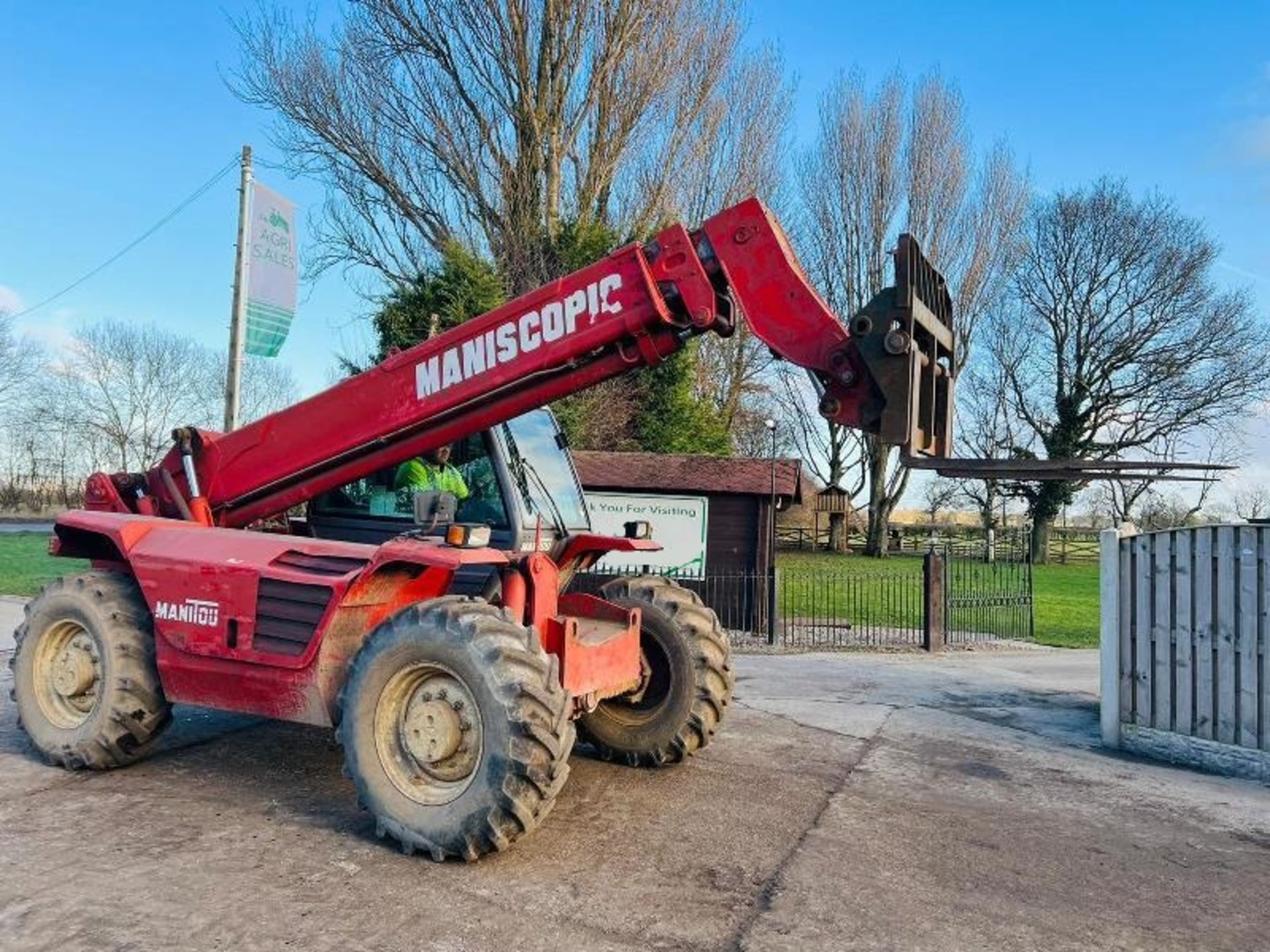 MANITOU MT1240 4WD TELEHANDLER * 12 METER * C/W PALLET TINES - Bild 5 aus 12