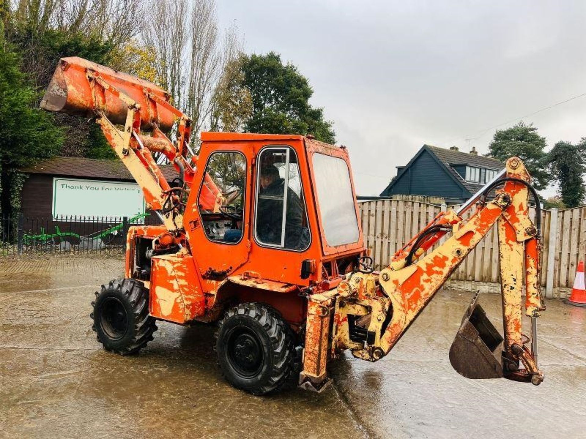 KUBOTA RW25 4WD BACKHOE DIGGER C/W KUBOTA ENGINE - Image 5 of 13