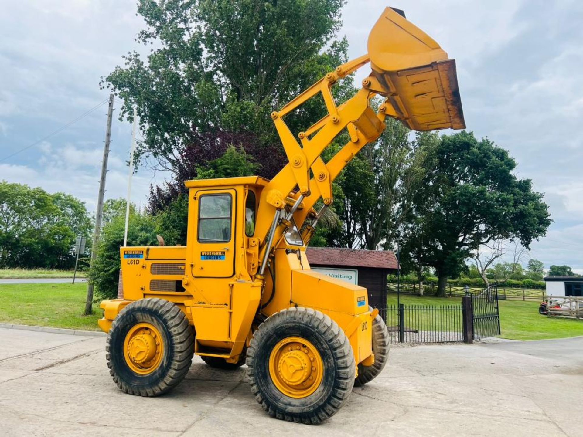 WEATHERILL L62B-11-690 4WD LOADING SHOVEL C/W LOADLOG 500+ SCALE'S - Image 2 of 14