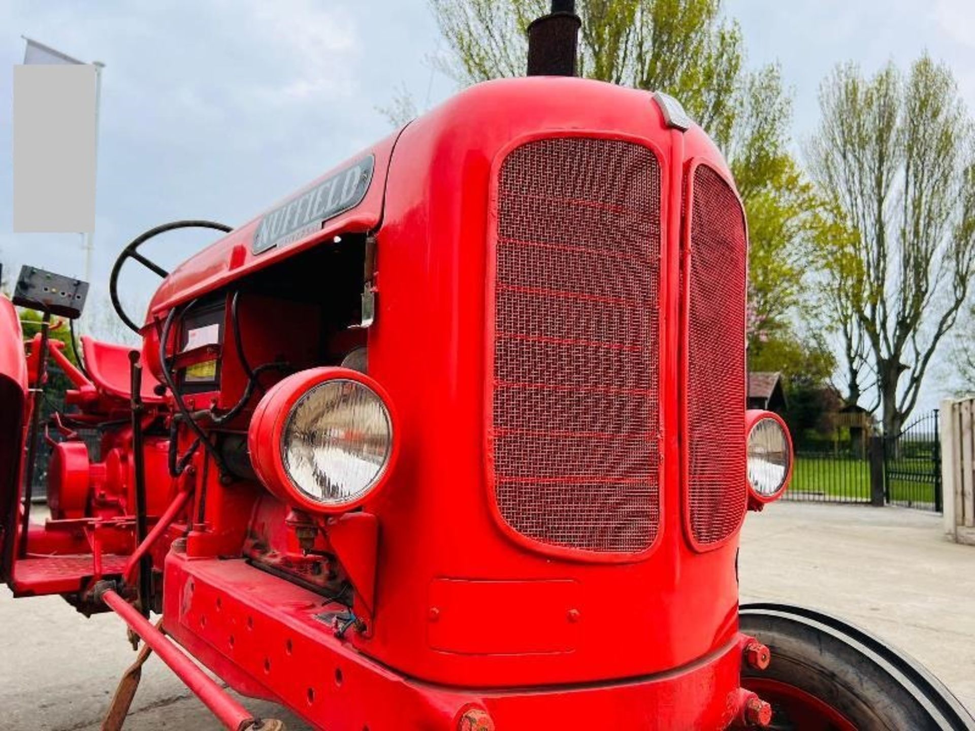 NUFFIELD UNIVERSAL TVO PETROL TRACTOR *VIDEO* - Image 11 of 16