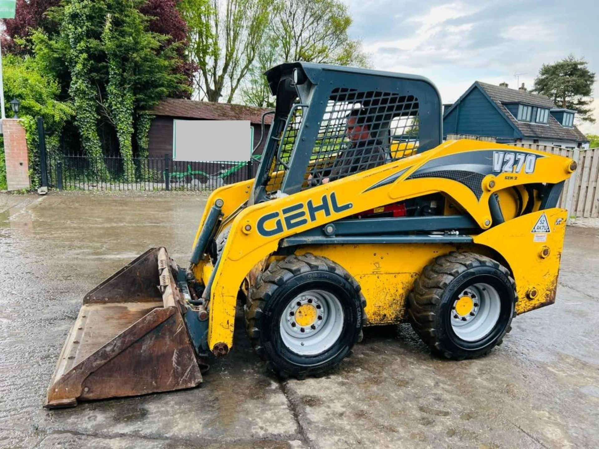 GEHL V270 4WD SKIDSTEER * HIGH LIFT , YEAR 2014 , 1441 HOURS - Image 15 of 18