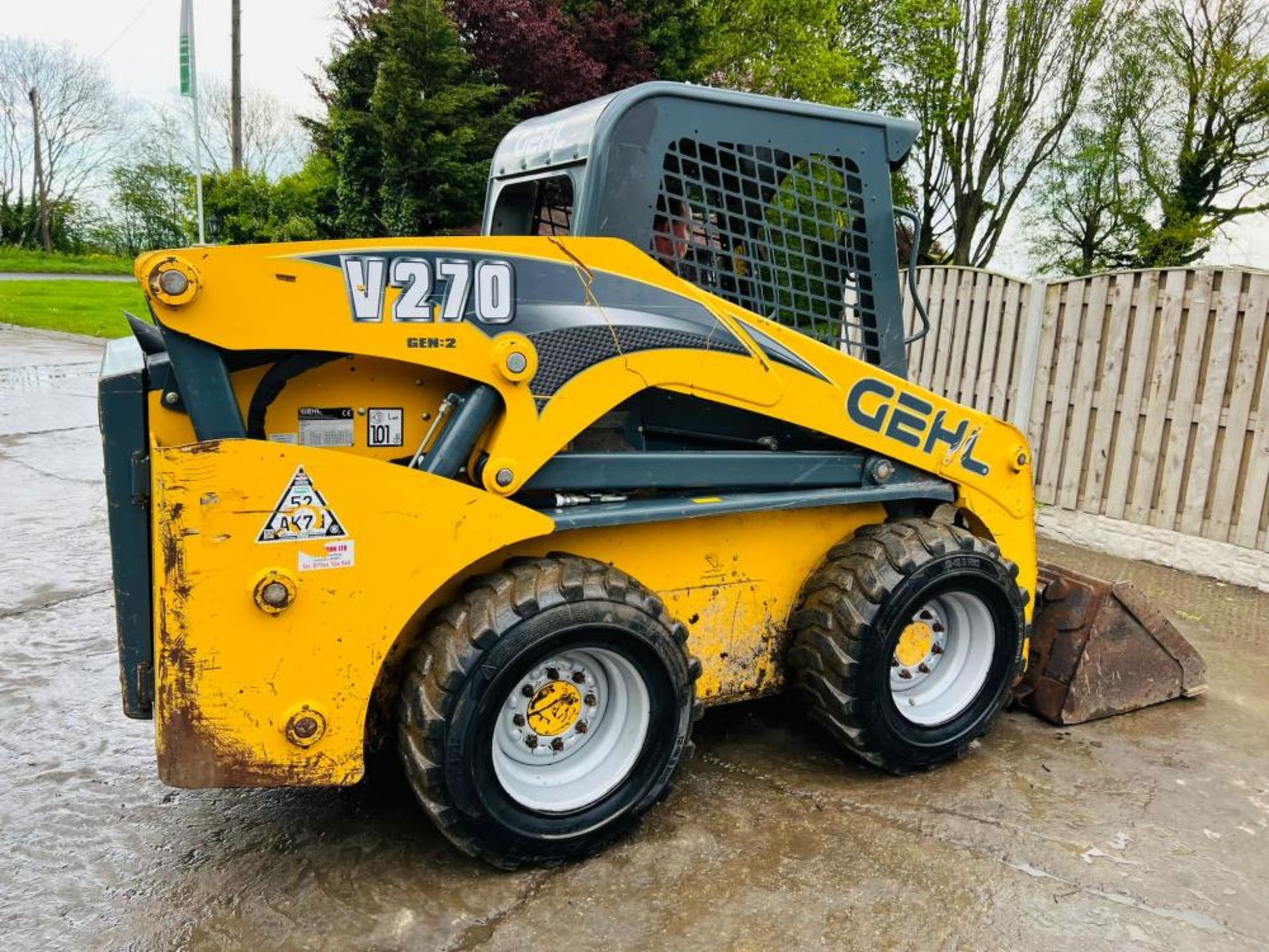 GEHL V270 4WD SKIDSTEER * HIGH LIFT , YEAR 2014 , 1441 HOURS - Bild 11 aus 18