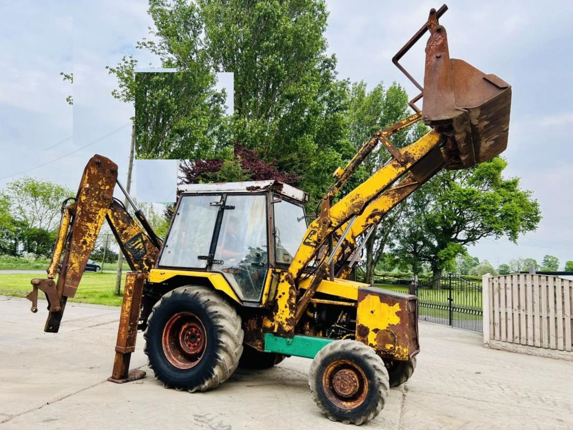 JCB 3CX PROJECT 7 4WD BACKHOE DIGGER C/W EXTENDING DIG - Image 3 of 13