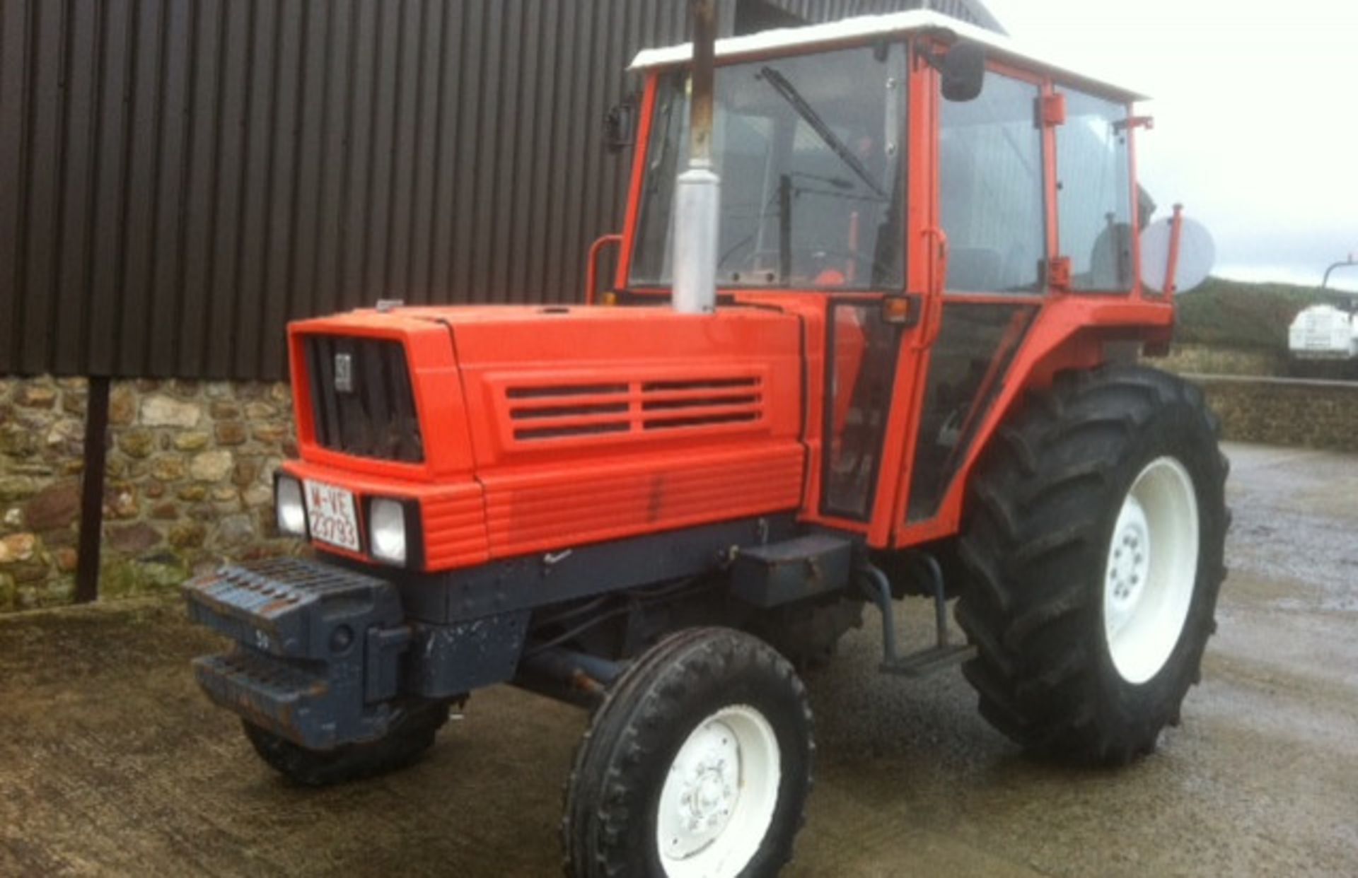 KUBOTA 70 HP 4×2 AG TRACTOR