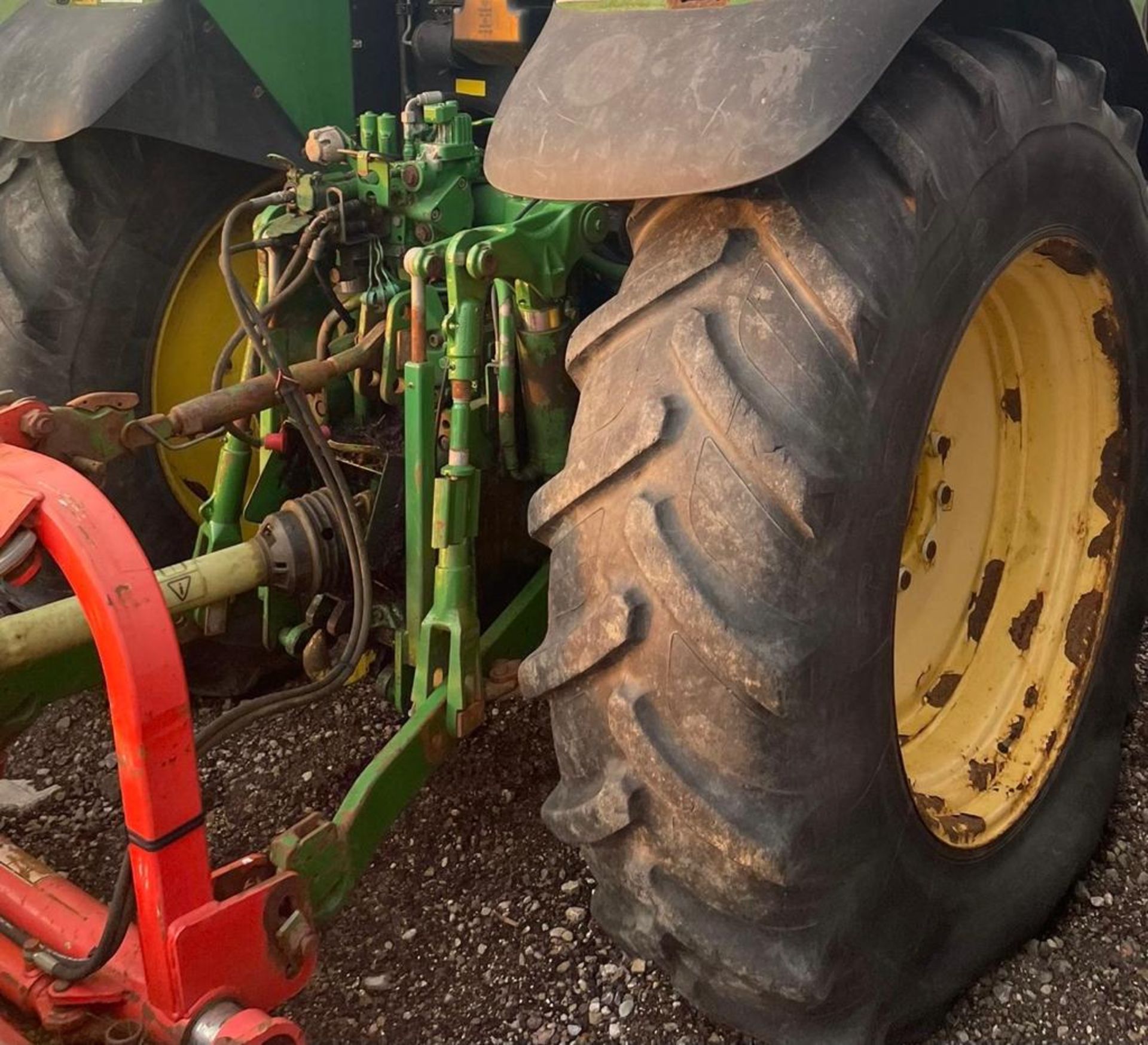 2004 JOHN DEERE 6620 TRACTOR - SE - AIR CON - Image 7 of 7