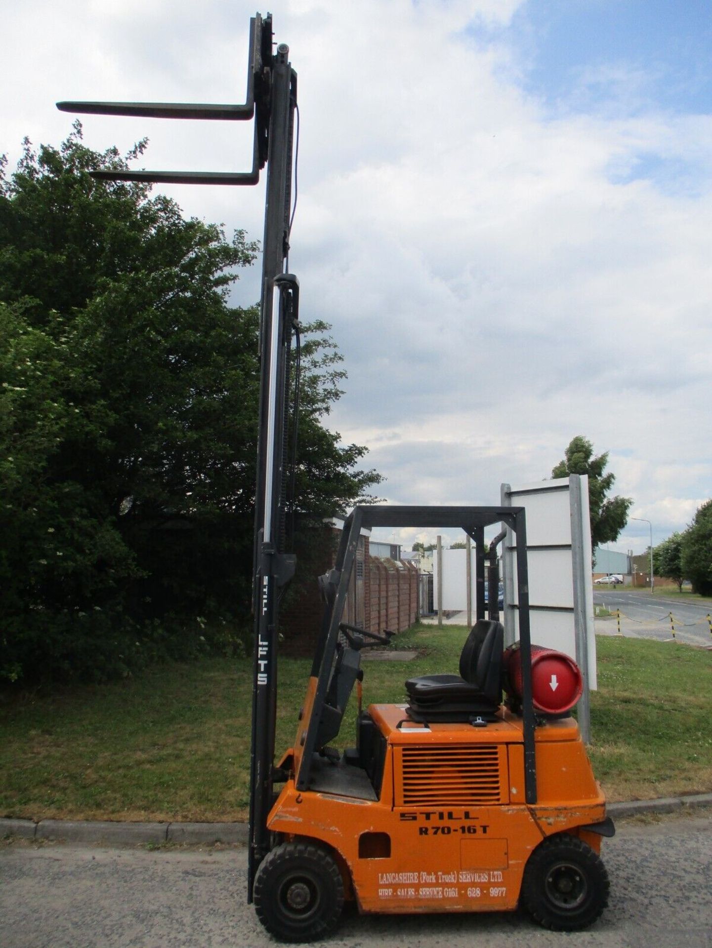 STILL R70-16T FORK LIFT FORKLIFT TRUCK STACKER CONTAINER SPEC TRIPLE MAST - Image 11 of 12