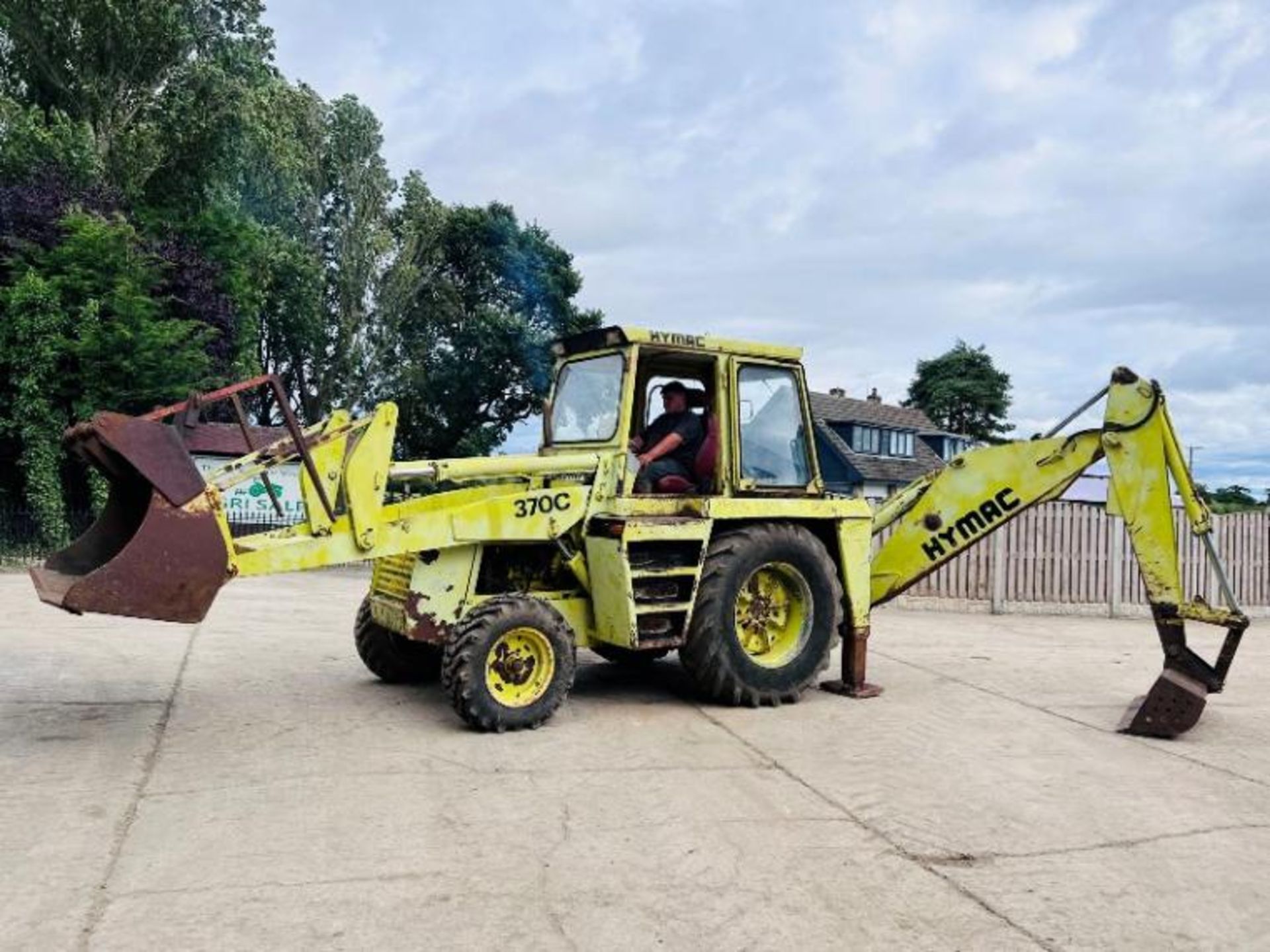 HYMAC 370C 4WD BACKHOE DIGGER C/W BUCKET'S & PALLET TINES - Image 6 of 20