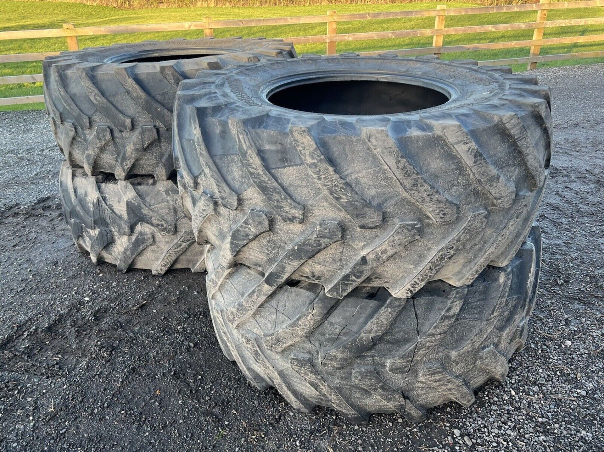 TRELLEBORG TM1000 600/70 R30 TYRES / JCB FASTRAC 4220 / JOHN DEERE/ CASE/ WHEELS