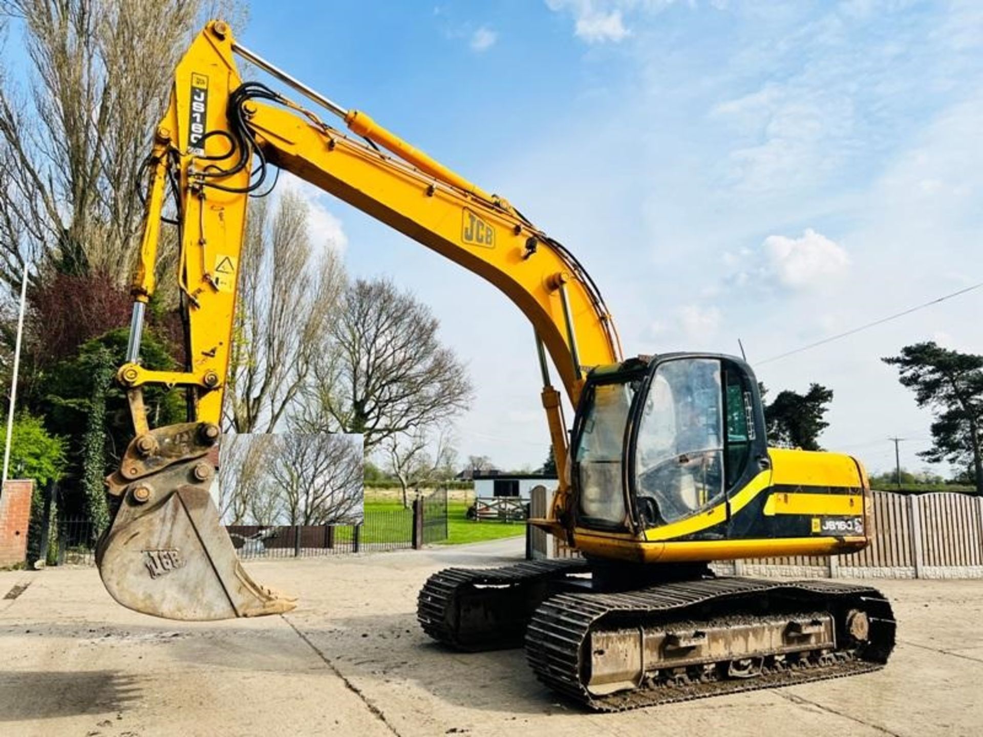 JCB JS160 TRACKED EXCAVATOR * YEAR 2006 * C/W QUICK HITCH AND BUCKET - Image 3 of 12