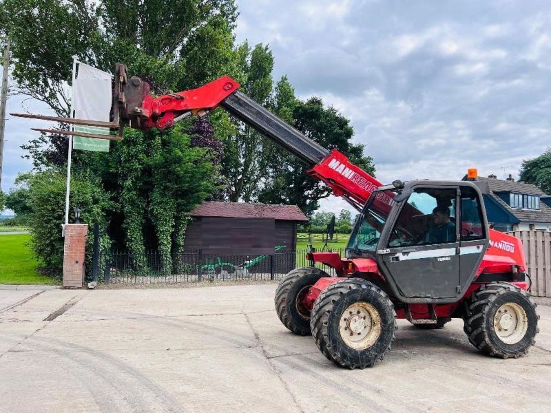 MANITOU MLT524T 4WD TELEHANDLER *AG-SPEC* C/W PICK UP HITCH - Image 18 of 20