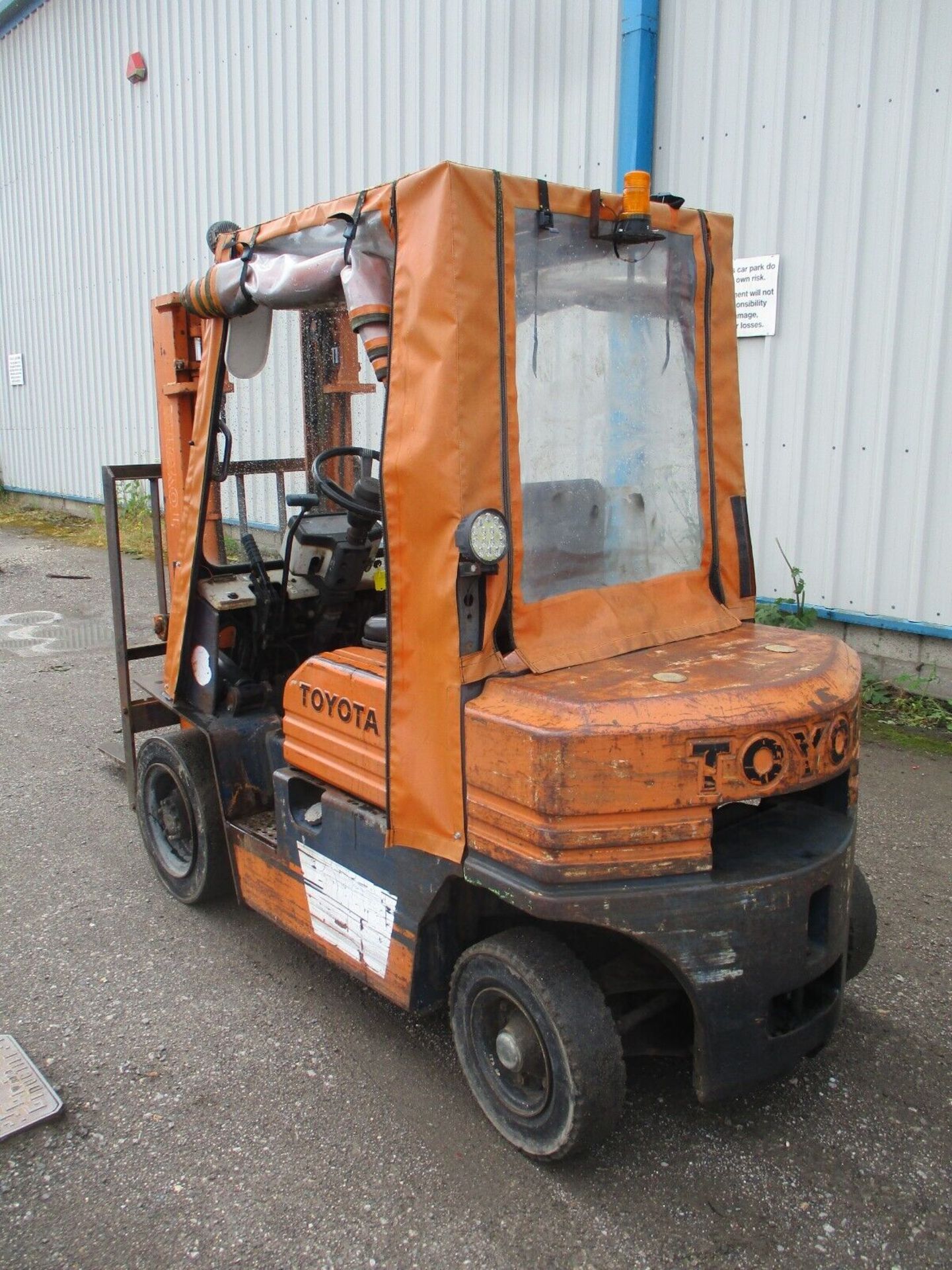 TOYOTA 5FD20 DIESEL FORK LIFT FORKLIFT TRUCK STACKER 2 TON - Image 9 of 11