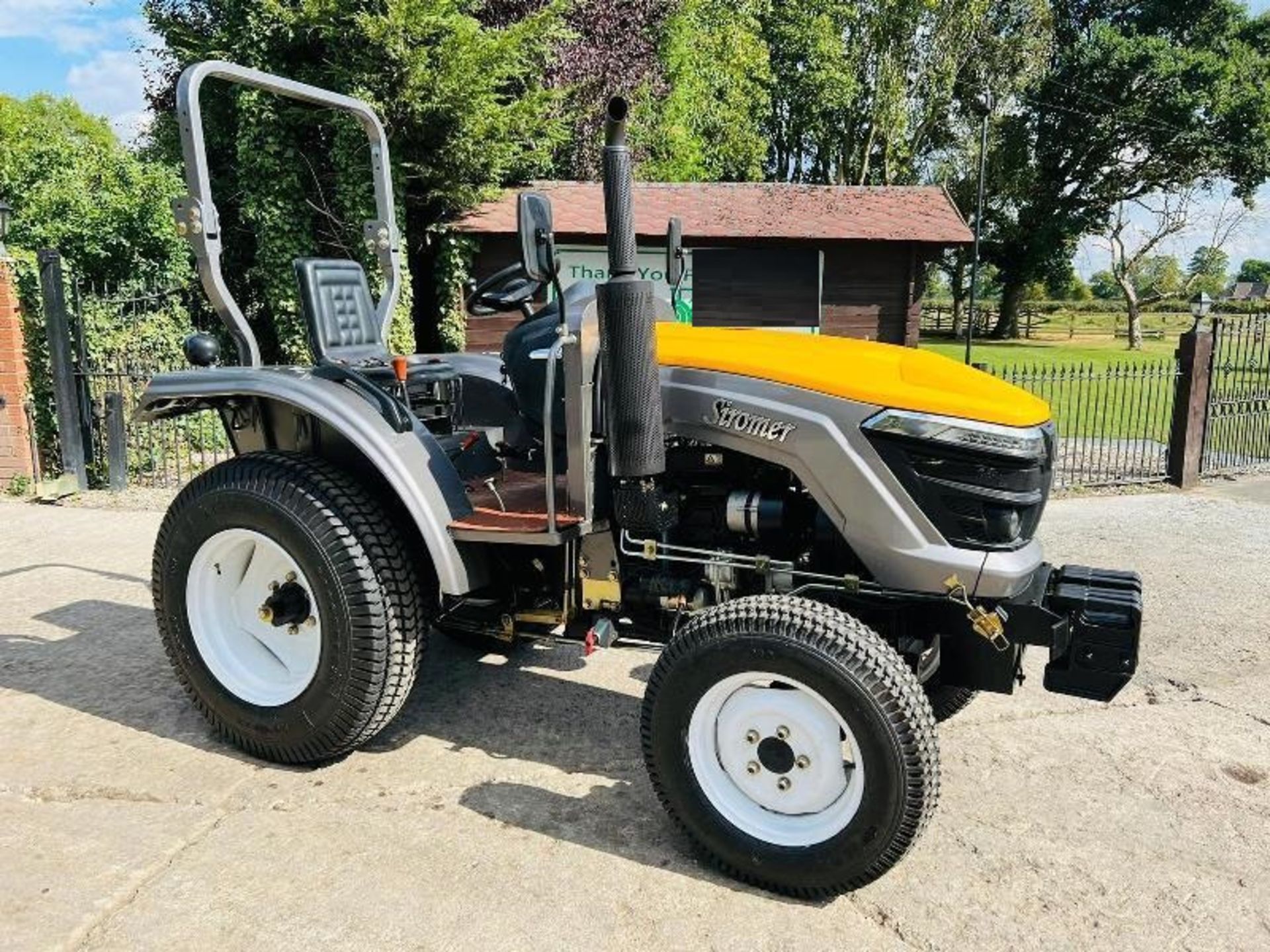 BRAND NEW SIROMER 254 4WD TRACTOR YEAR 2023 C/W TURF TYRES - Image 13 of 15