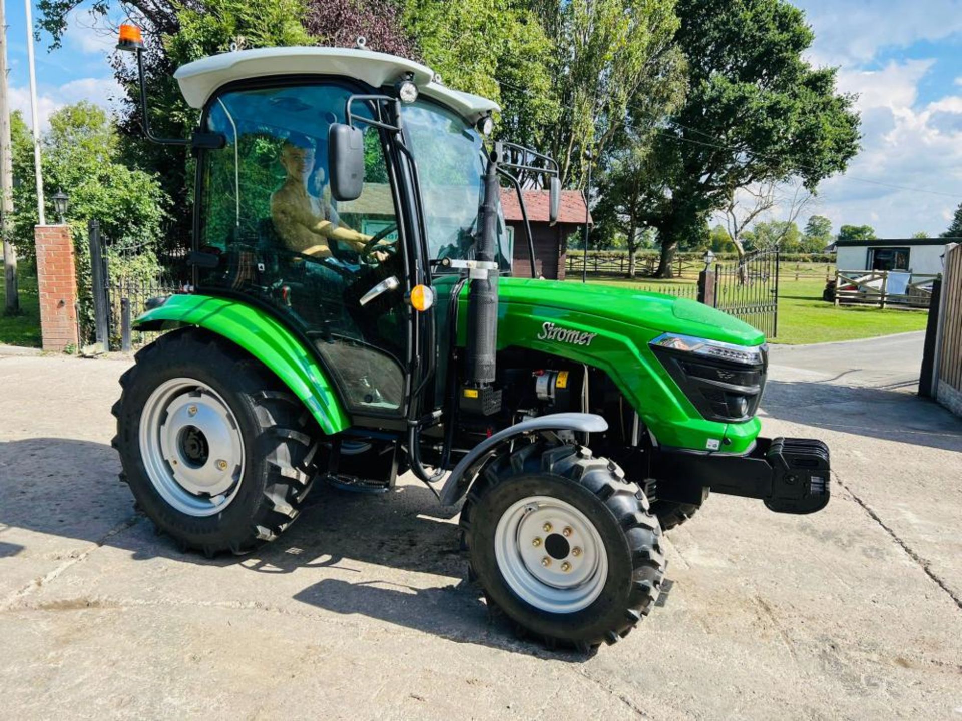 ** BRAND NEW SIROMER 404 4WD TRACTOR WITH SYNCHRO CAB YEAR 2023 ** - Image 7 of 17