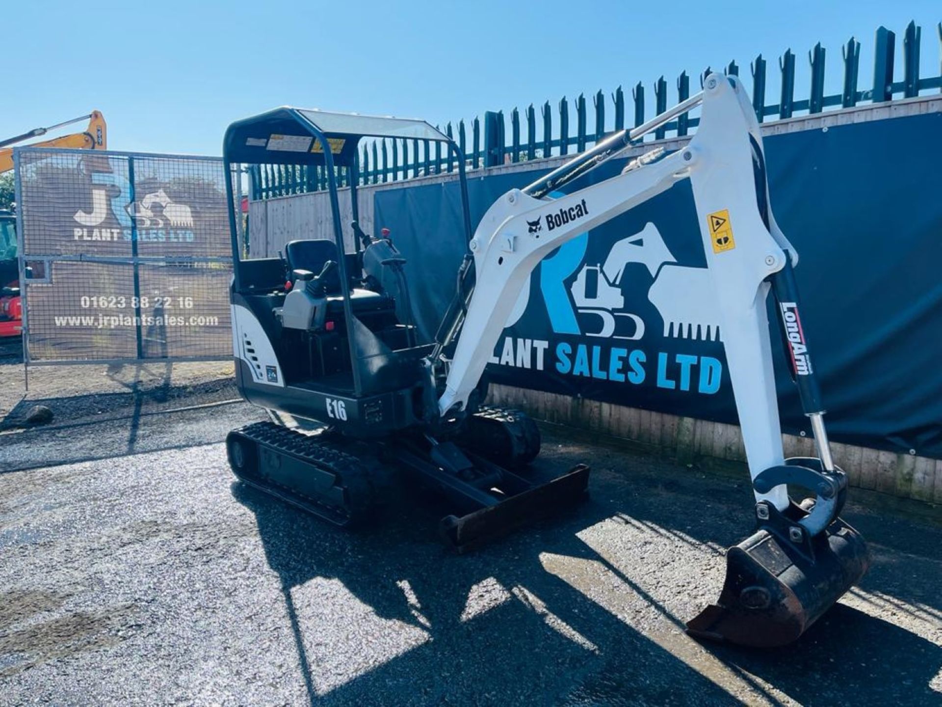 BOBCAT E16 EXCAVATOR - Image 3 of 11