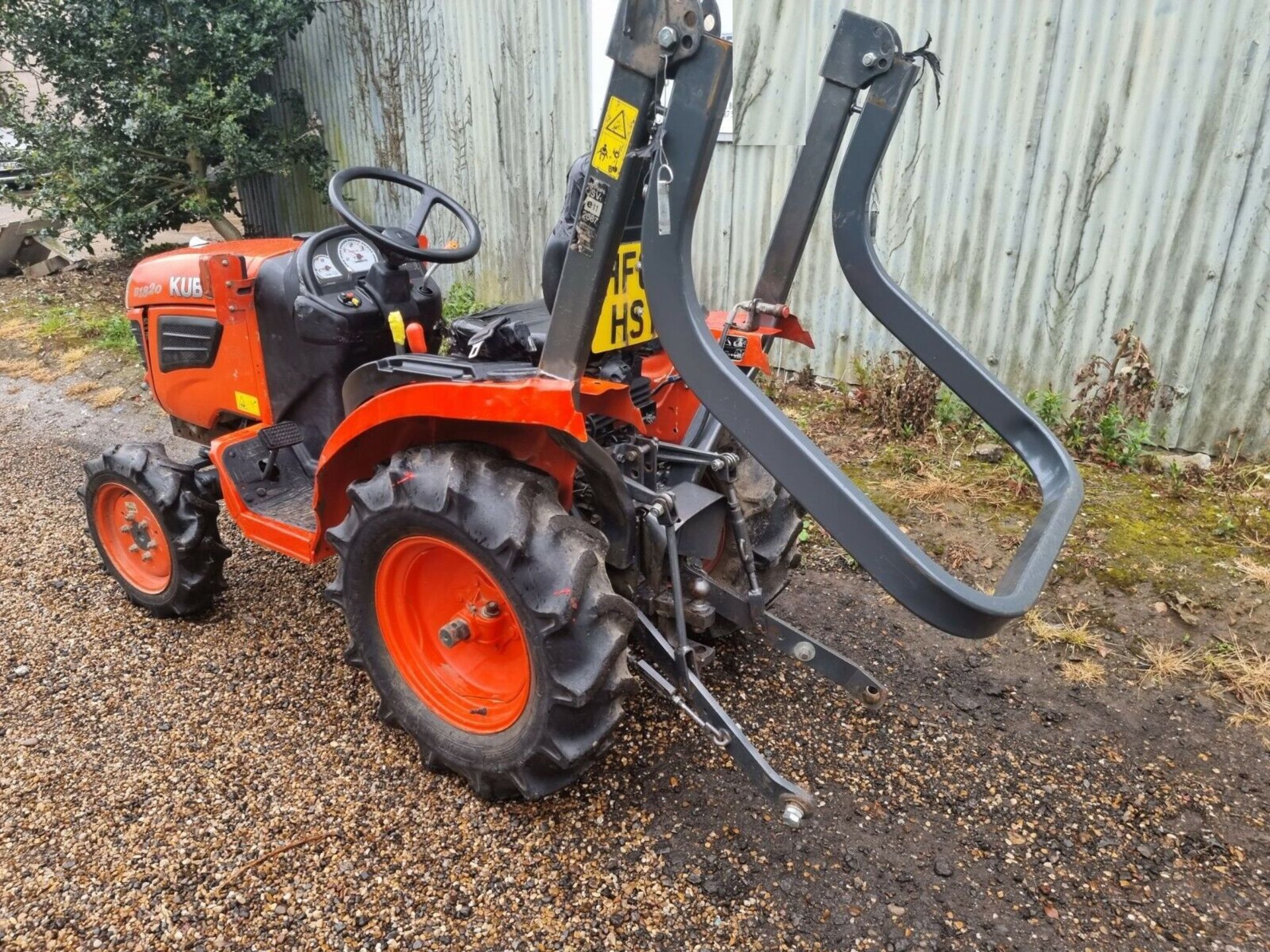 KUBOTA B1820 COMPACT TRACTOR 18HP - Image 7 of 10