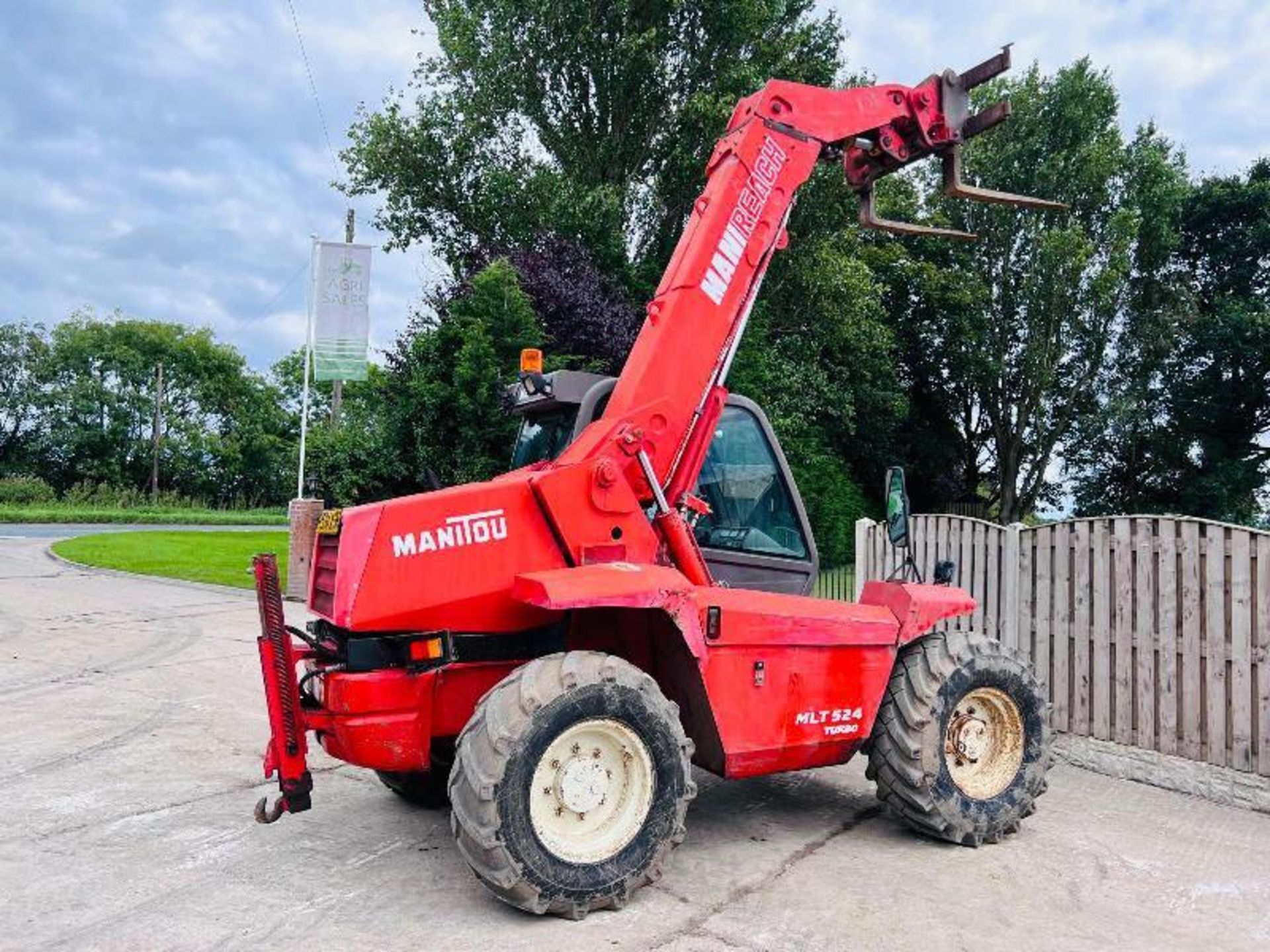 MANITOU MLT524T 4WD TELEHANDLER *AG-SPEC* C/W PICK UP HITCH - Image 14 of 20