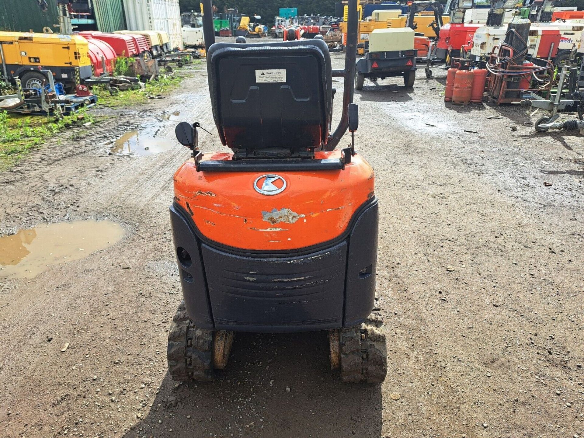 KUBOTA 008-3 MICRO DIGGER EXCAVATOR - Image 5 of 6