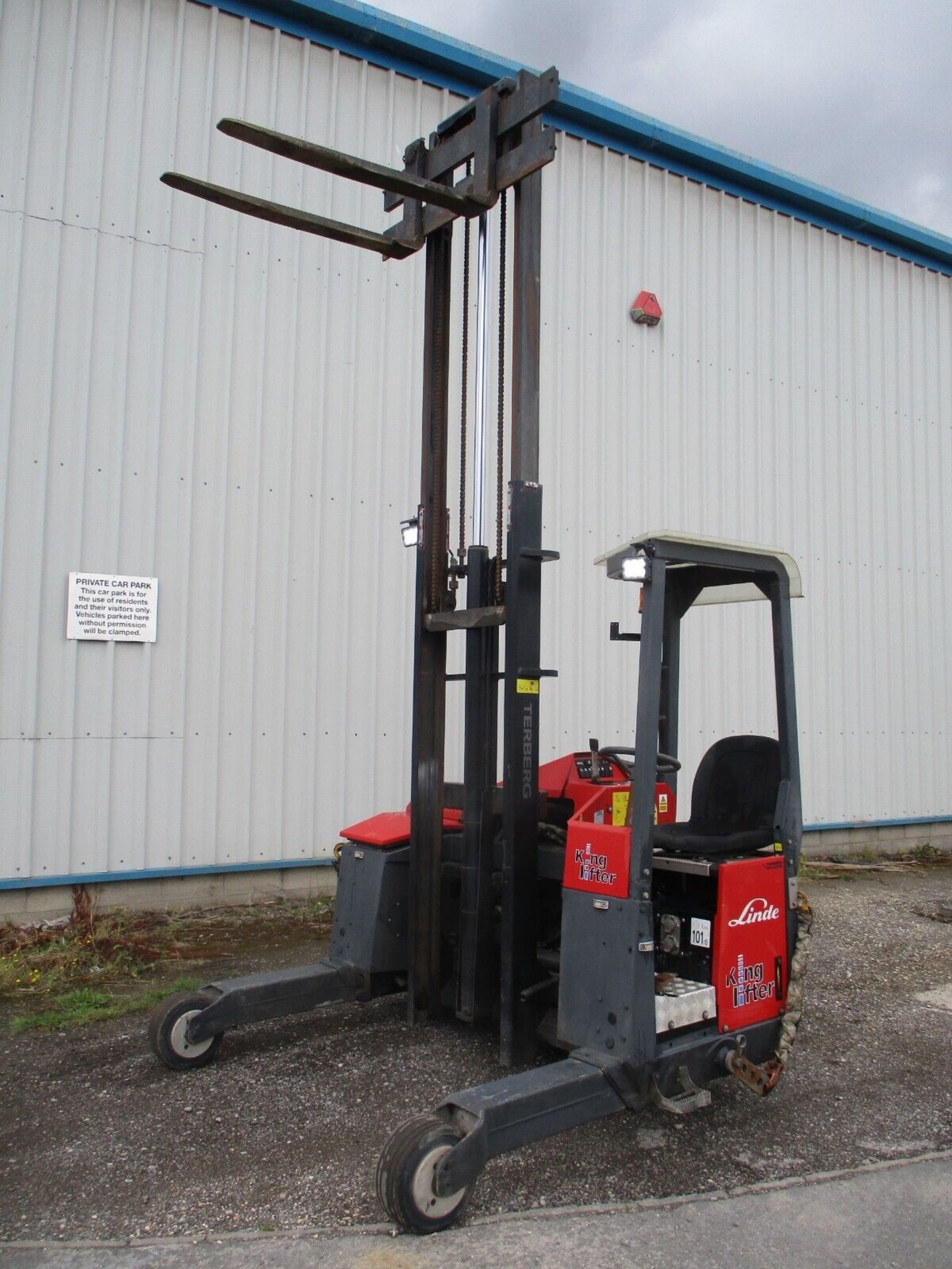 2014 TERBERG KINGLIFTER MOFFETT MOUNTY FORK LIFT FORKLIFT TRUCK MOUNTED DELIVERY - Image 9 of 10