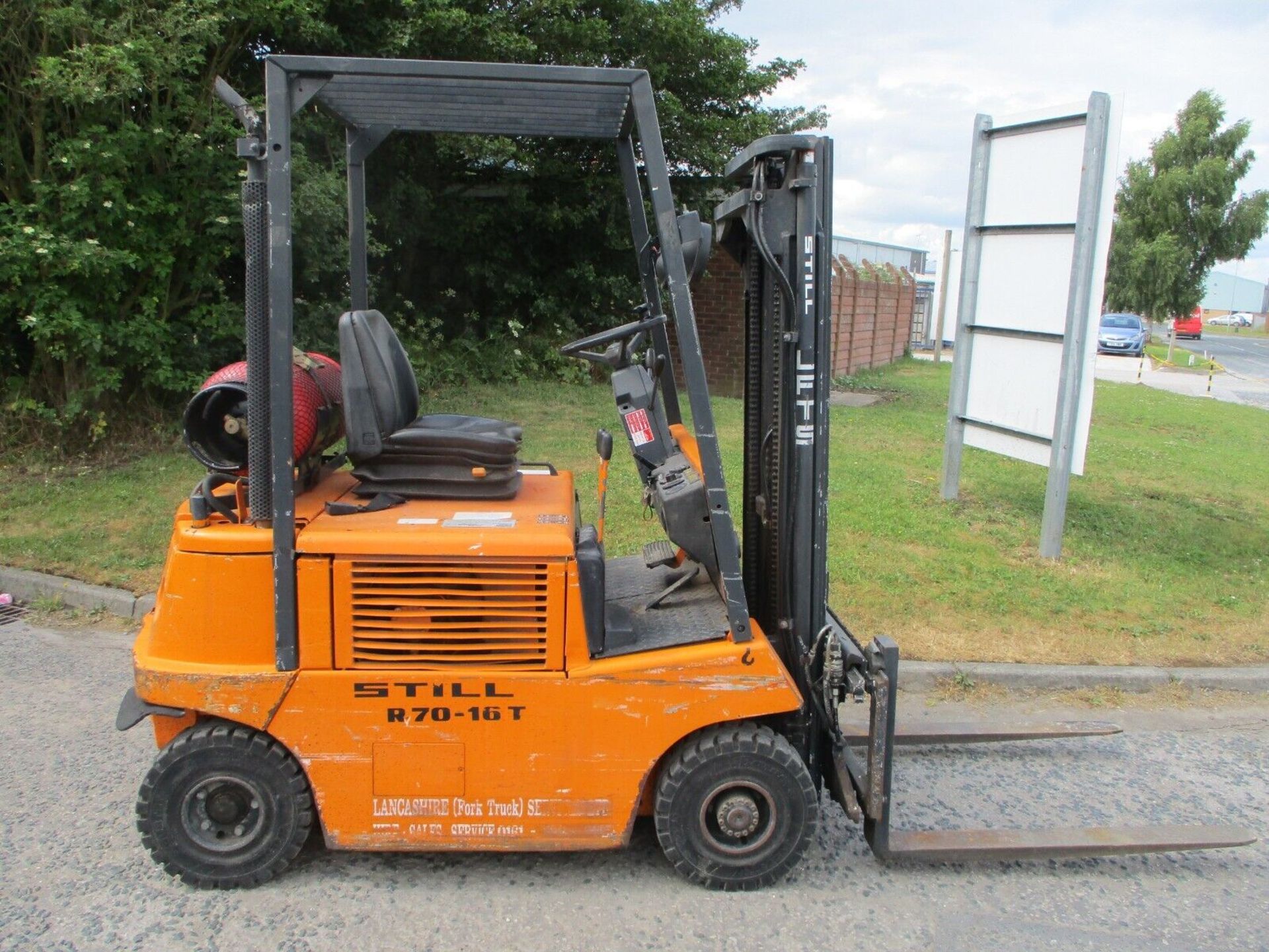 STILL R70-16T FORK LIFT FORKLIFT TRUCK STACKER CONTAINER SPEC TRIPLE MAST