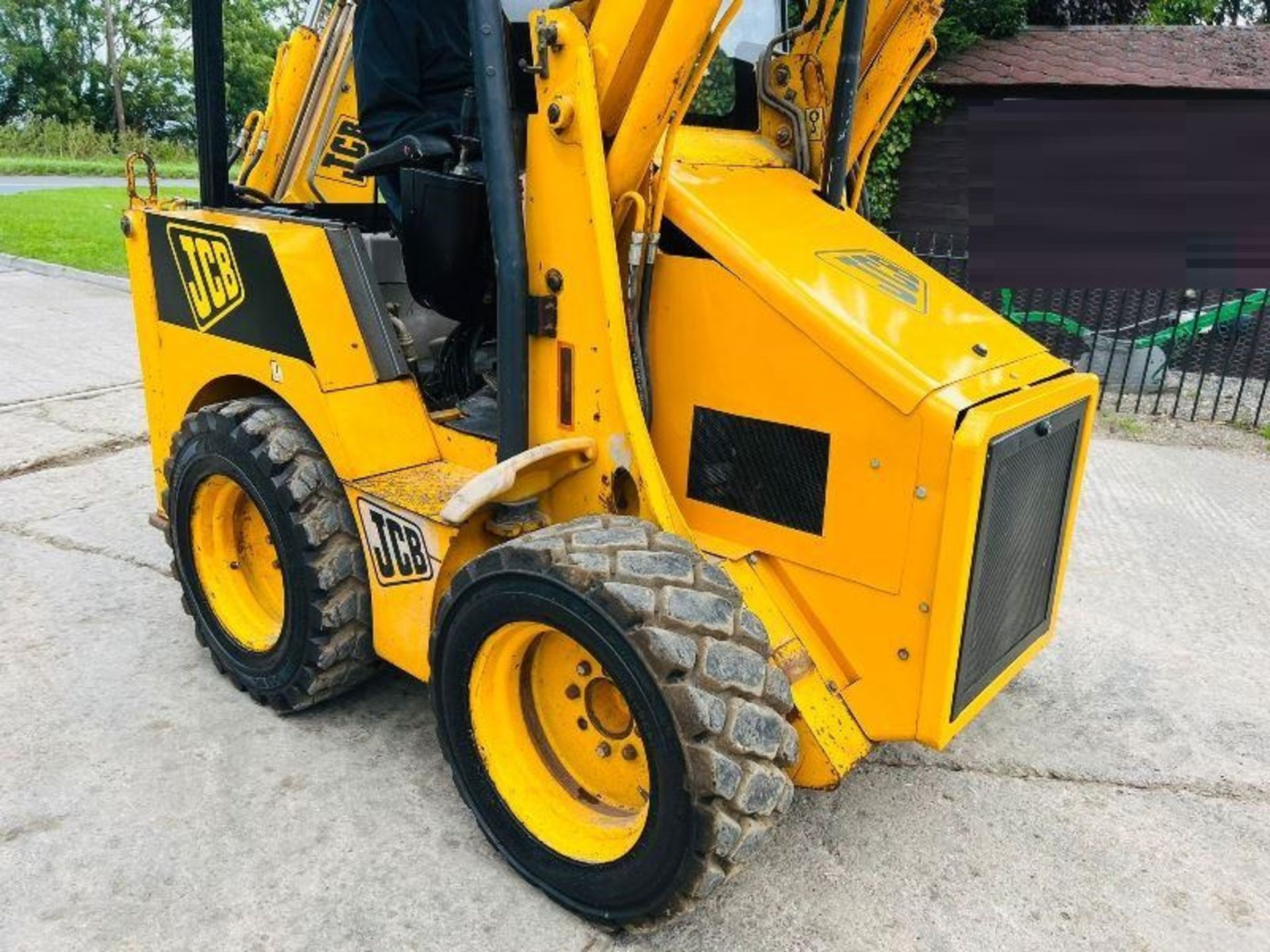 JCB 1CX 4WD BACKHOE DIGGER C/W BUCKET & TINES - Image 12 of 20