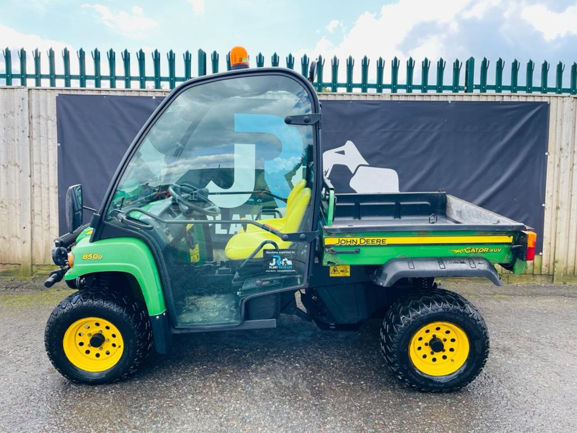 JOHN DEERE XUV850 GAITOR