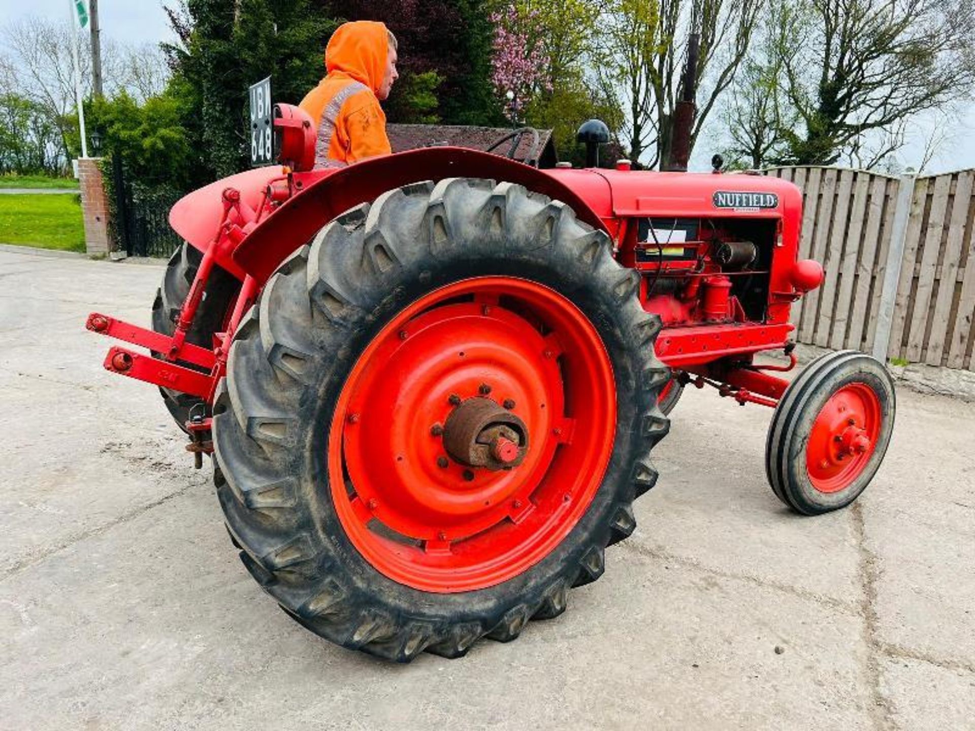 NUFFIELD UNIVERSAL TVO PETROL TRACTOR *VIDEO* - Image 10 of 16