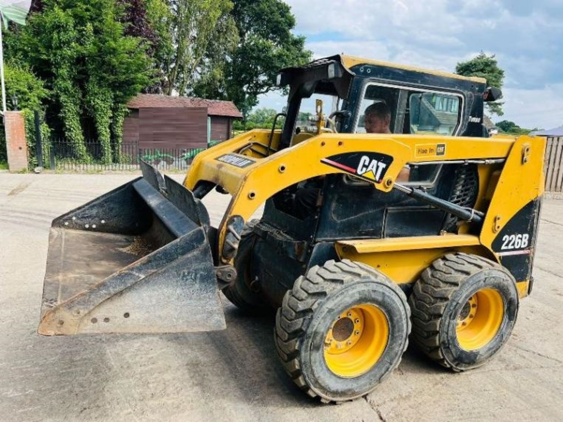 CATERPILLAR 266B 4WD SKIDSTEER C/W BUCKET - Image 11 of 18