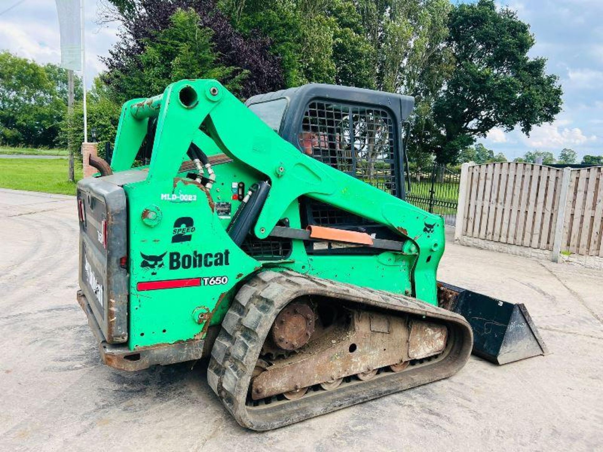 BOBCAT T650 TRACKED SKIDSTEER *YEAR 2015, 2068 HOURS* C/W 2 SPEED - Image 11 of 15