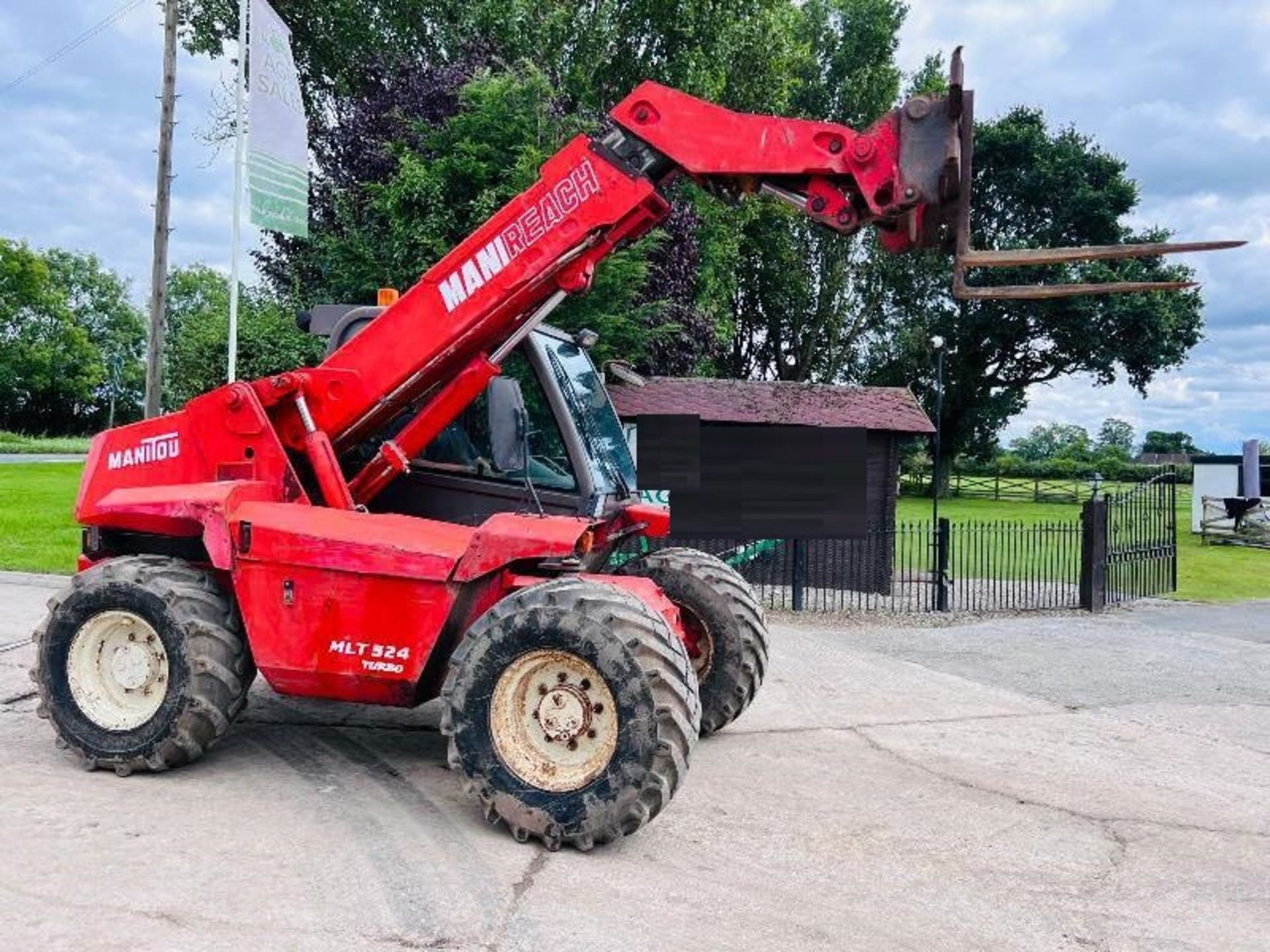 MANITOU MLT524T 4WD TELEHANDLER *AG-SPEC* C/W PICK UP HITCH - Image 10 of 20