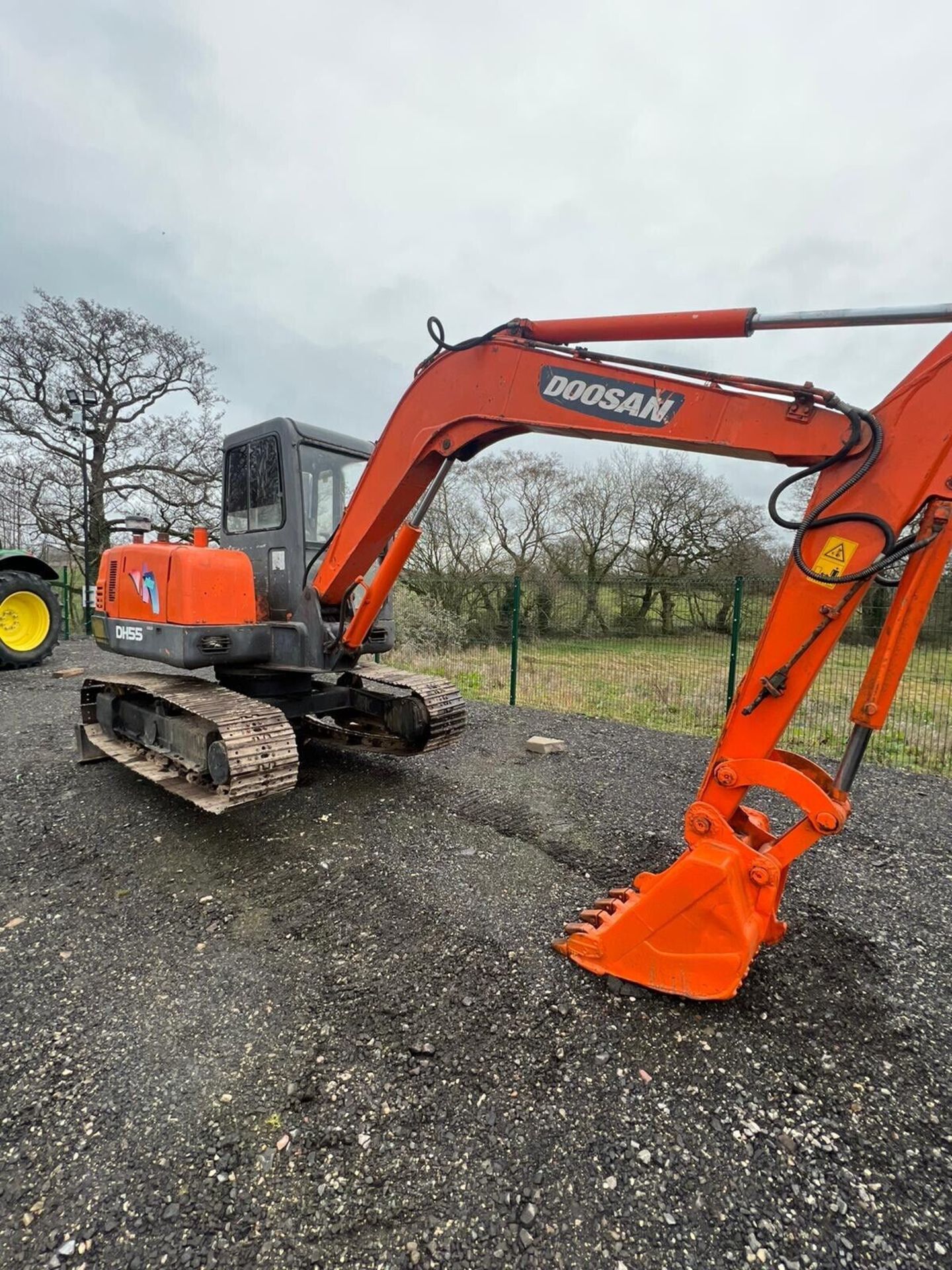 DOOSAN 5 TON DIGGER EXCAVATOR 3 4 5 6 TON TRACK MACHINE DX55 DH55 - Image 3 of 12