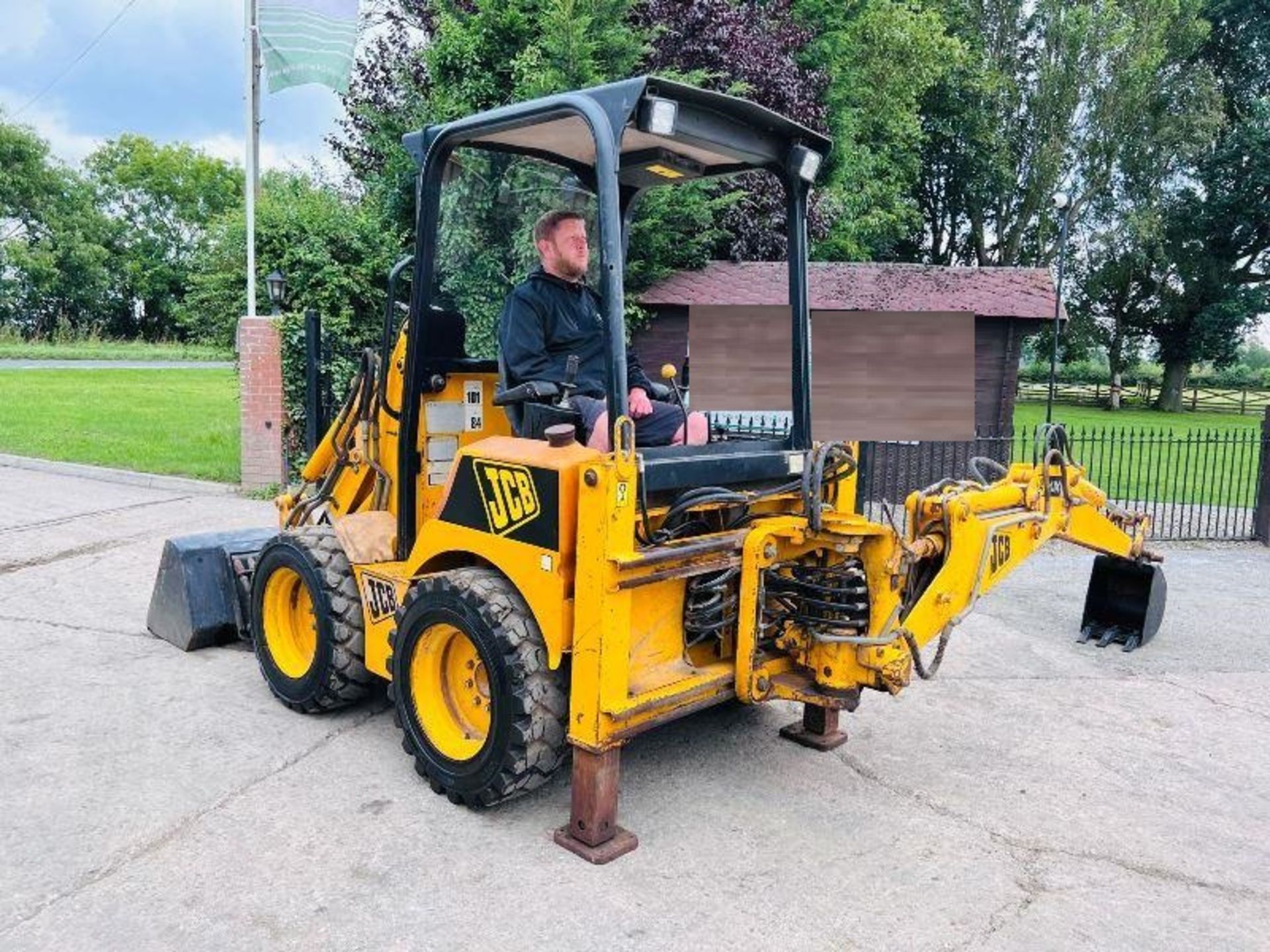 JCB 1CX 4WD BACKHOE DIGGER C/W BUCKET & TINES - Image 20 of 20