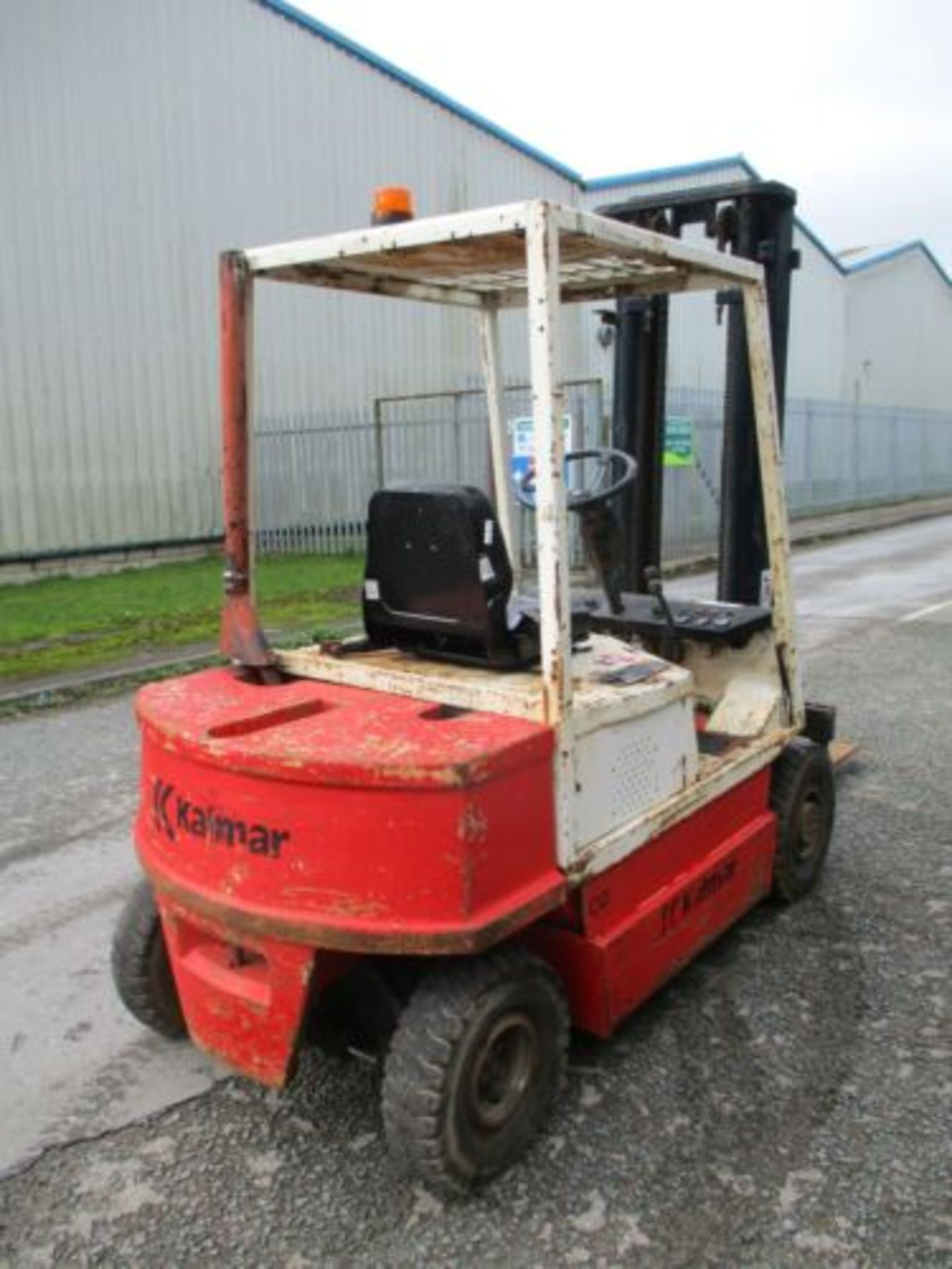 KALMAR COD 2.5 TON DIESEL FORK LIFT FORKLIFT TRUCK STACKER - Image 4 of 11