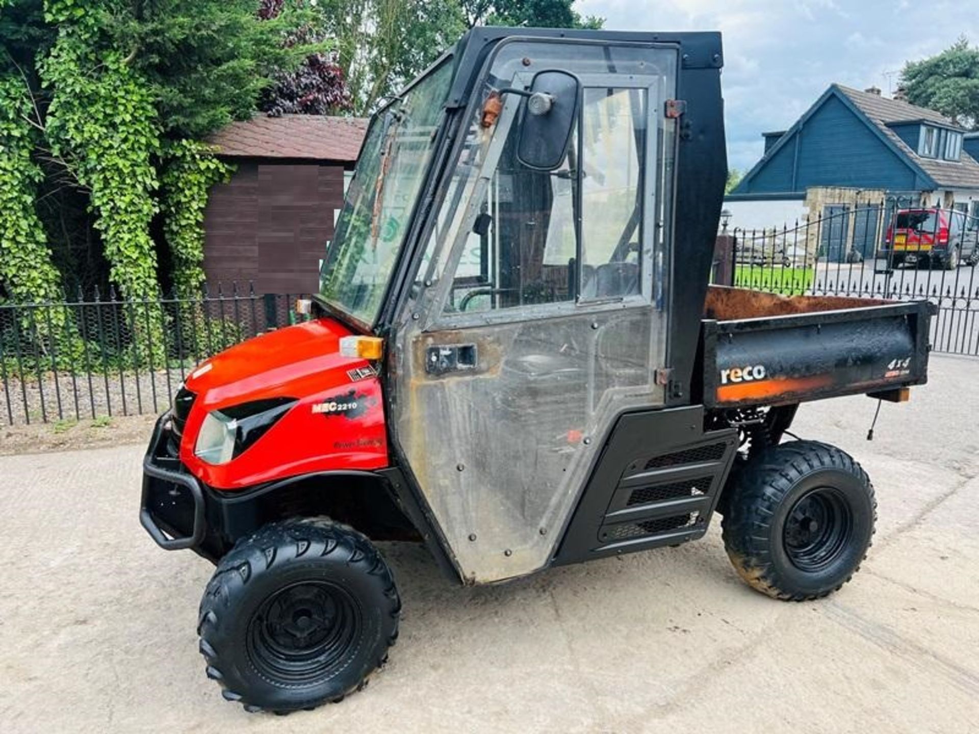 KIOTI MEC 2210 4WD UTV *YEAR 2016, 1689 HOURS, ROAD REGISTERED*