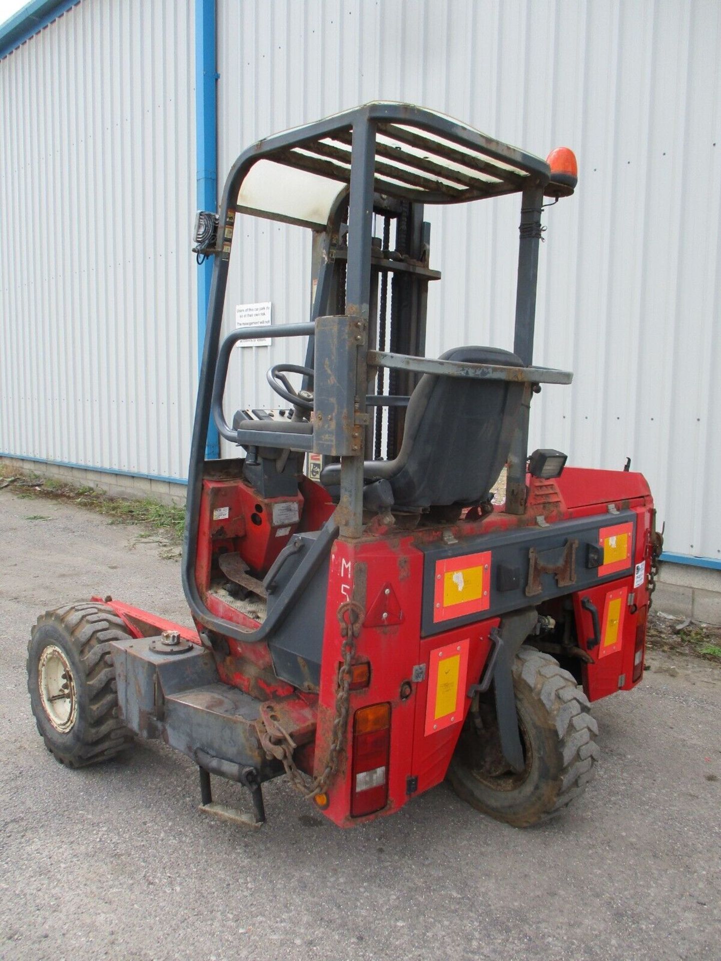 2005 MOFFETT MOUNTY M5 20.3 FORK LIFT FORKLIFT TRUCK MOUNTED 2 TON 3WD - Image 4 of 10