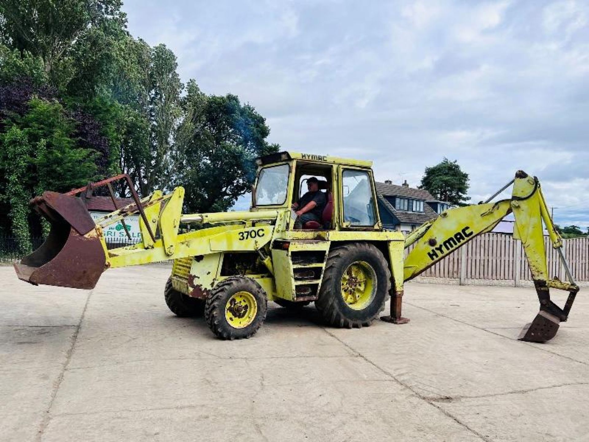 HYMAC 370C 4WD BACKHOE DIGGER C/W BUCKET'S & PALLET TINES - Image 17 of 20