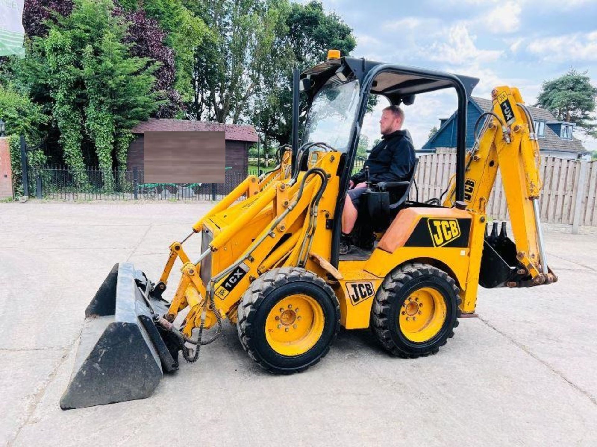 JCB 1CX 4WD BACKHOE DIGGER C/W BUCKET & TINES - Image 19 of 20