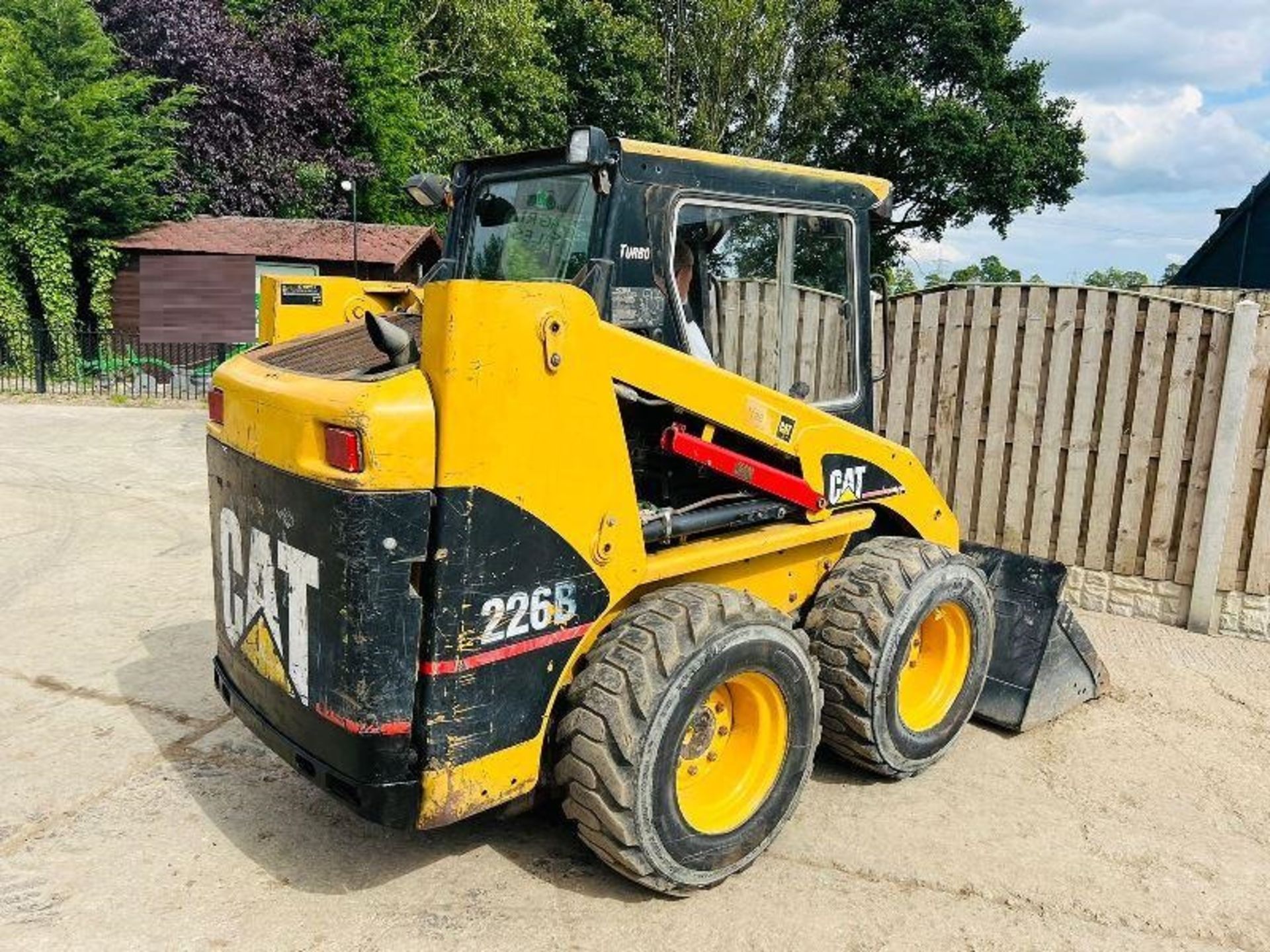 CATERPILLAR 266B 4WD SKIDSTEER C/W BUCKET - Image 12 of 18